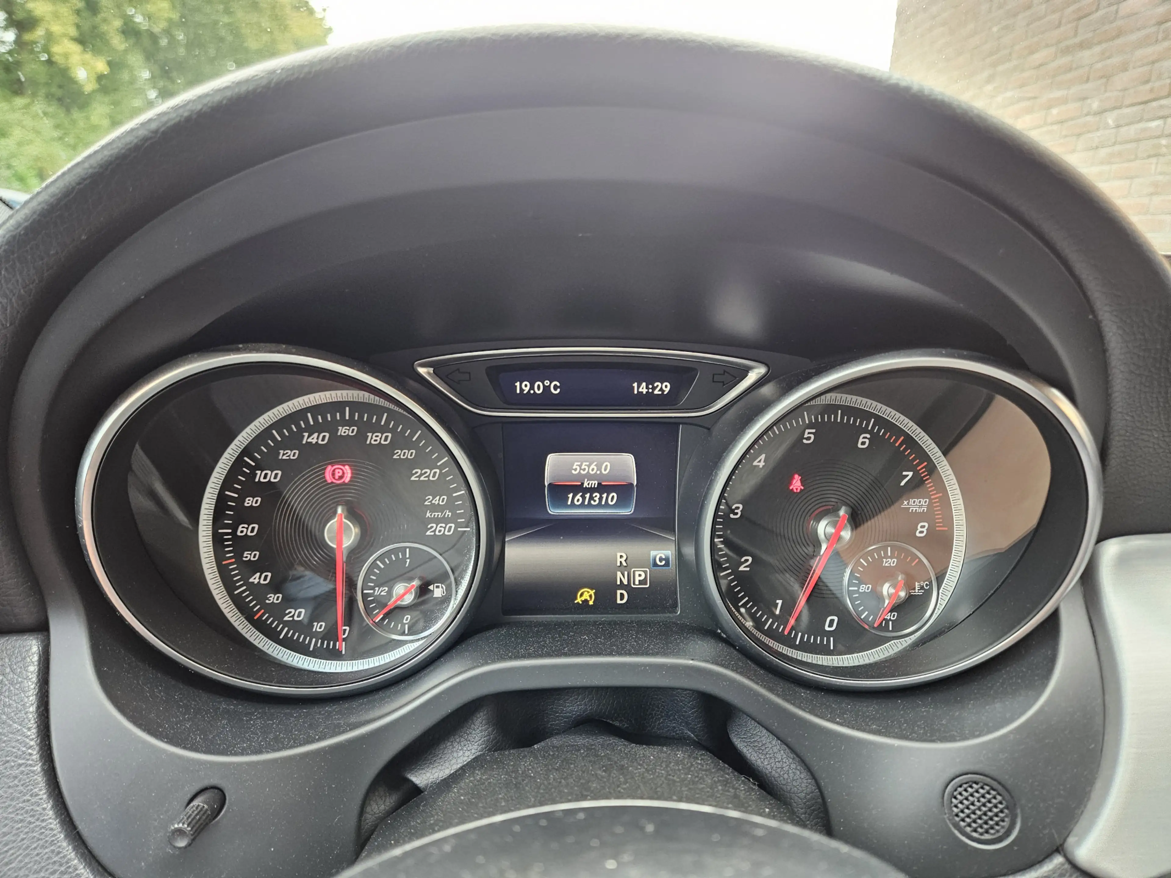Mercedes-Benz CLA 180 Business Solution AMG Upgrade Edition — photo 7