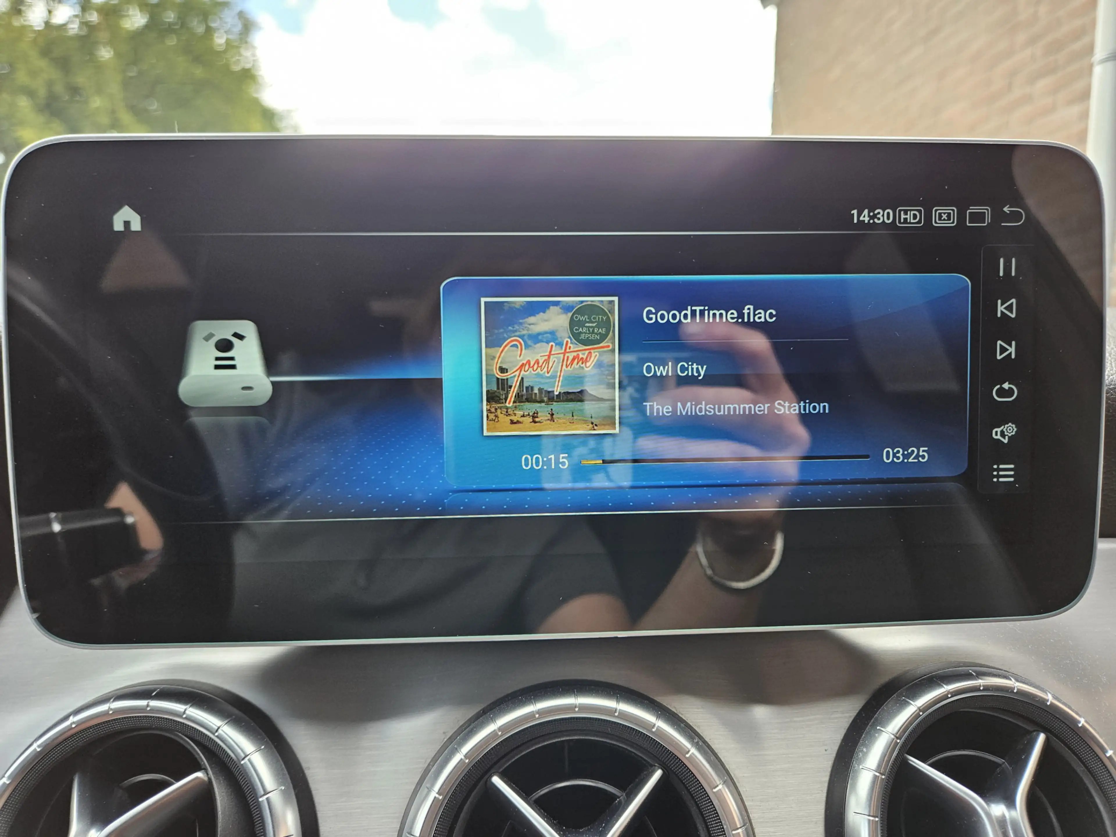 Mercedes-Benz CLA 180 Business Solution AMG Upgrade Edition — photo 10