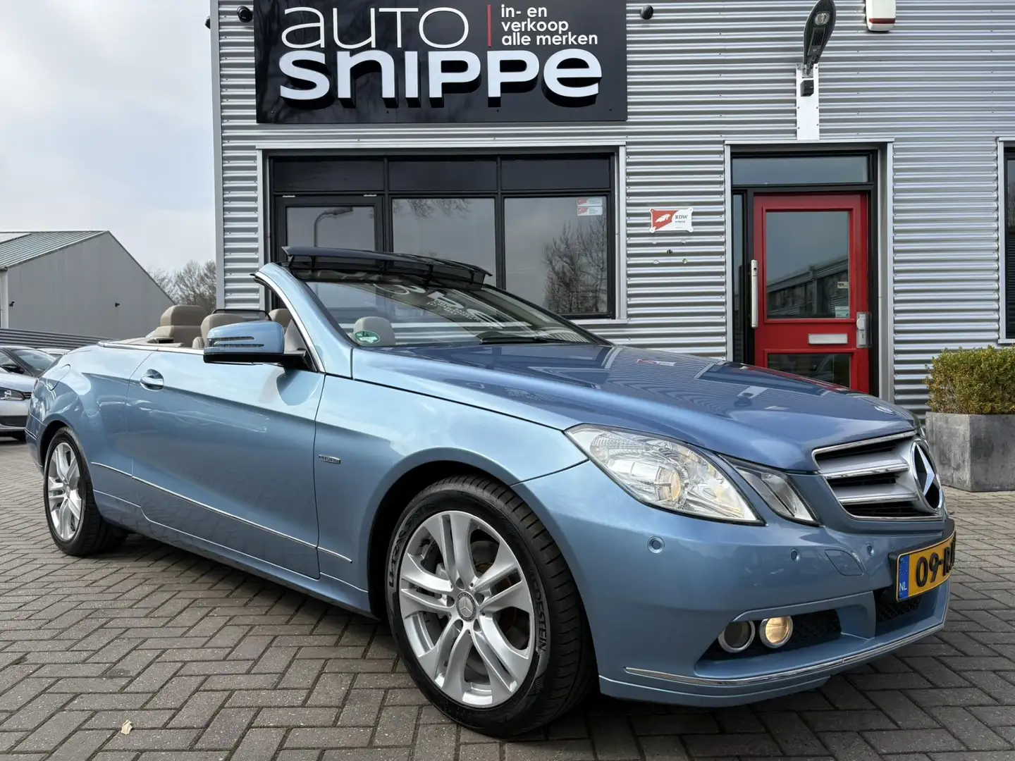Mercedes-Benz E 200 Cabrio CGI Elegance -AUTOMAAT-ORIGINEEL NEDERLANDS Blauw - 2