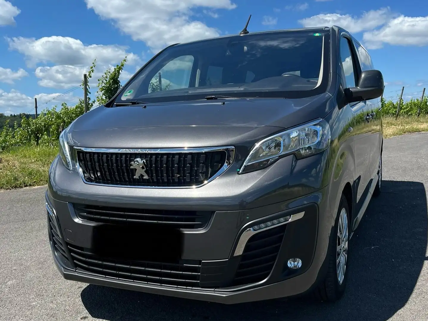 Peugeot Traveller Traveller BlueHDi 150 L2 2.0 BlueHDi 150 Active Grijs - 1