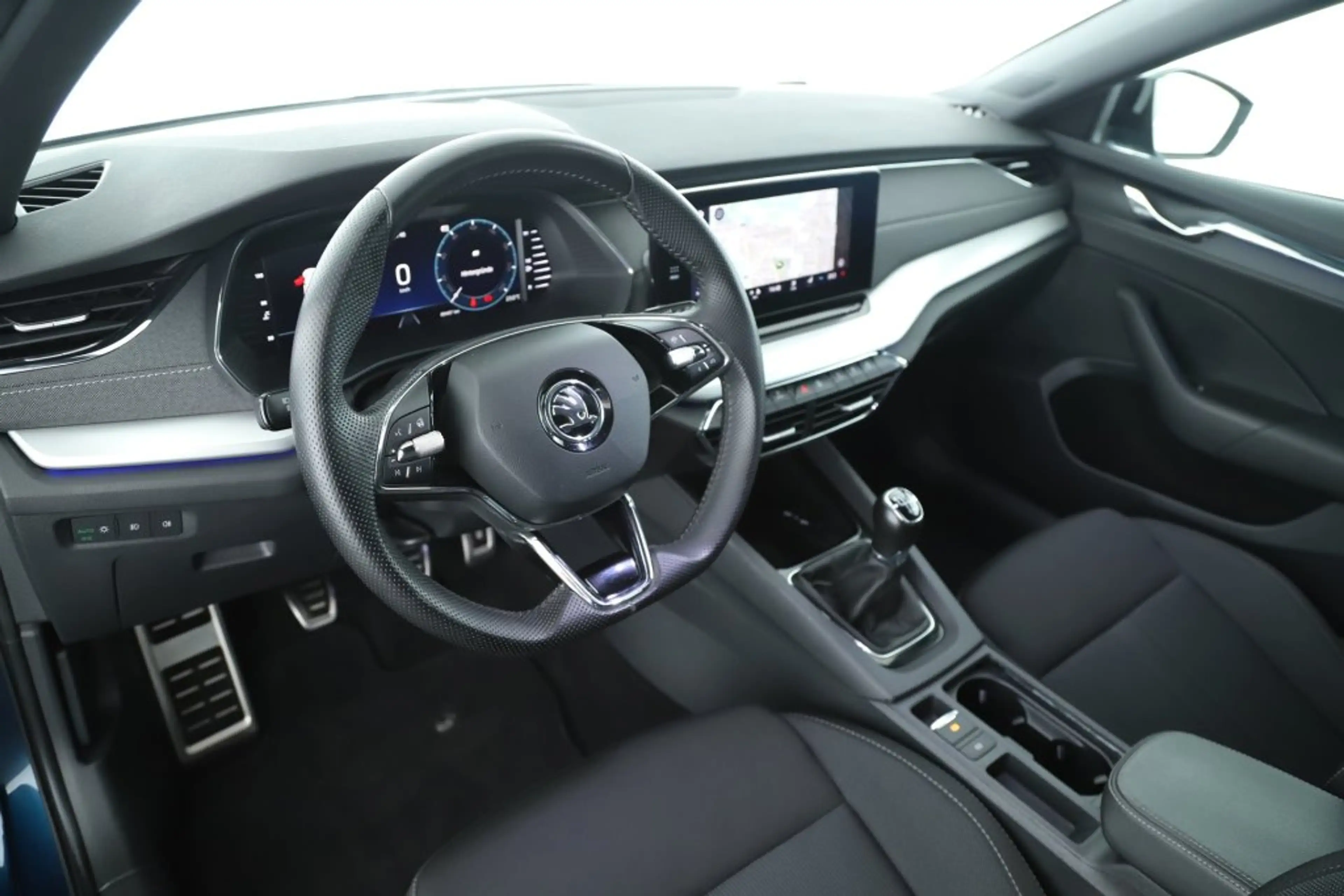 Skoda Octavia Combi 2,0 TDI STYLE SPORTPAKET NAVI LED VIRTUAL — photo 9