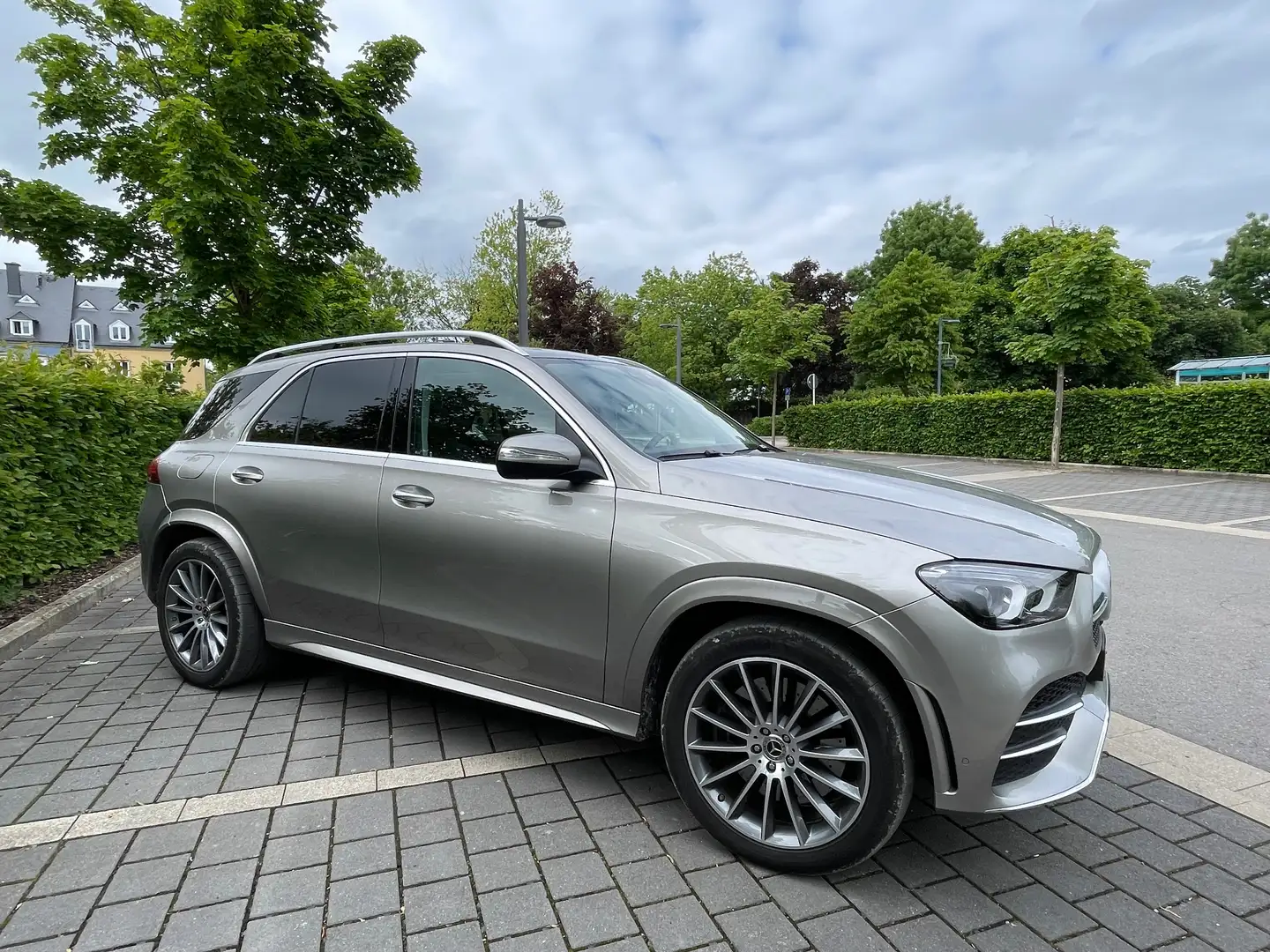 Mercedes-Benz GLE 350 GLE-Coupe 350 de 4Matic 9G-TRONIC AMG Line Argent - 1