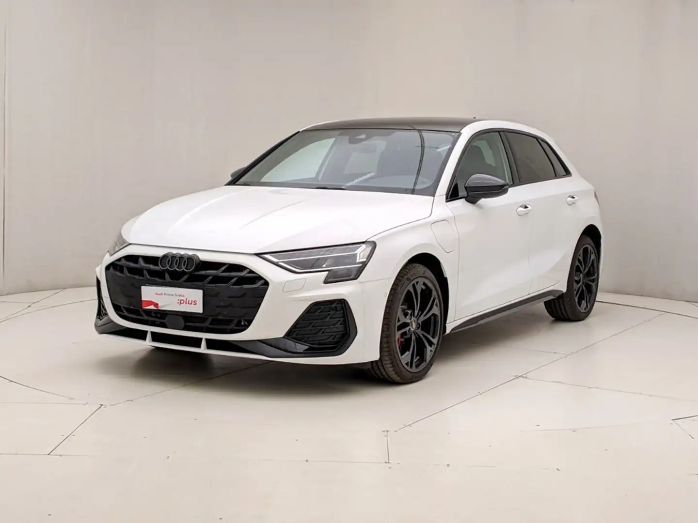 Audi A3 e-tron 1,5 L4 200 DSG MY 25 Bianco - 1
