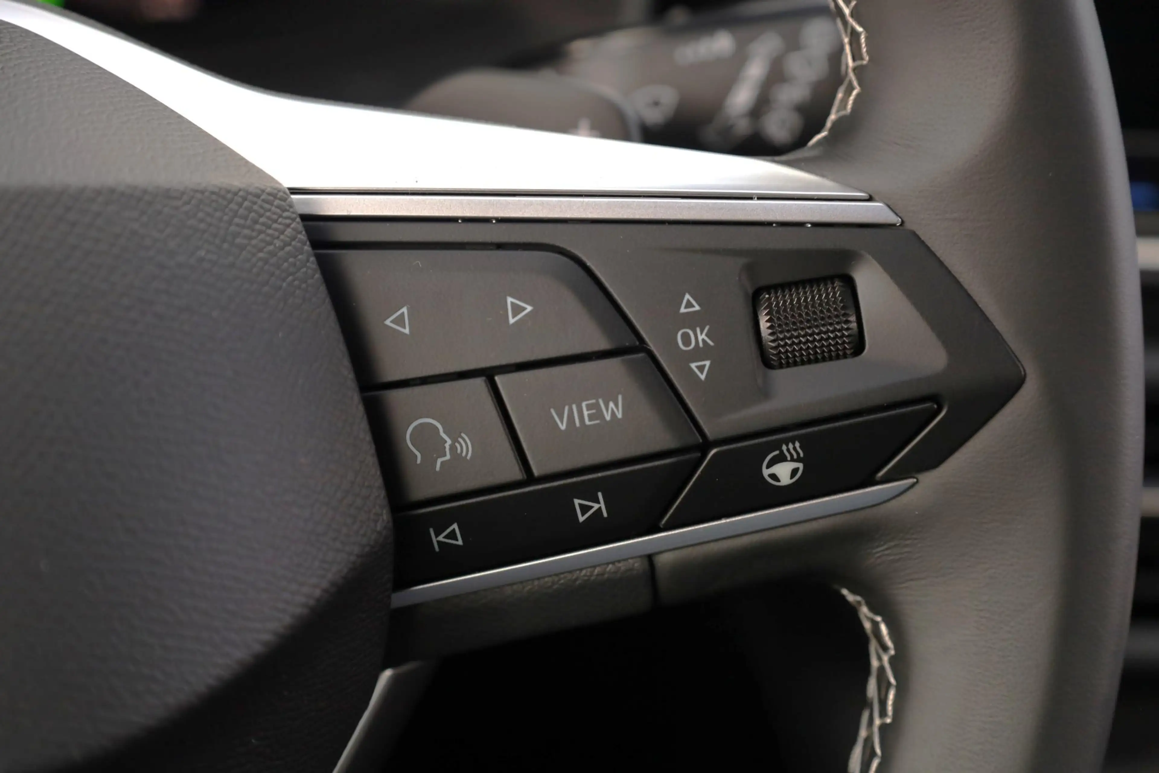 SEAT Leon e-Hybrid Sportstourer 1.5 TSI Style Business Intense 204PK — photo 20