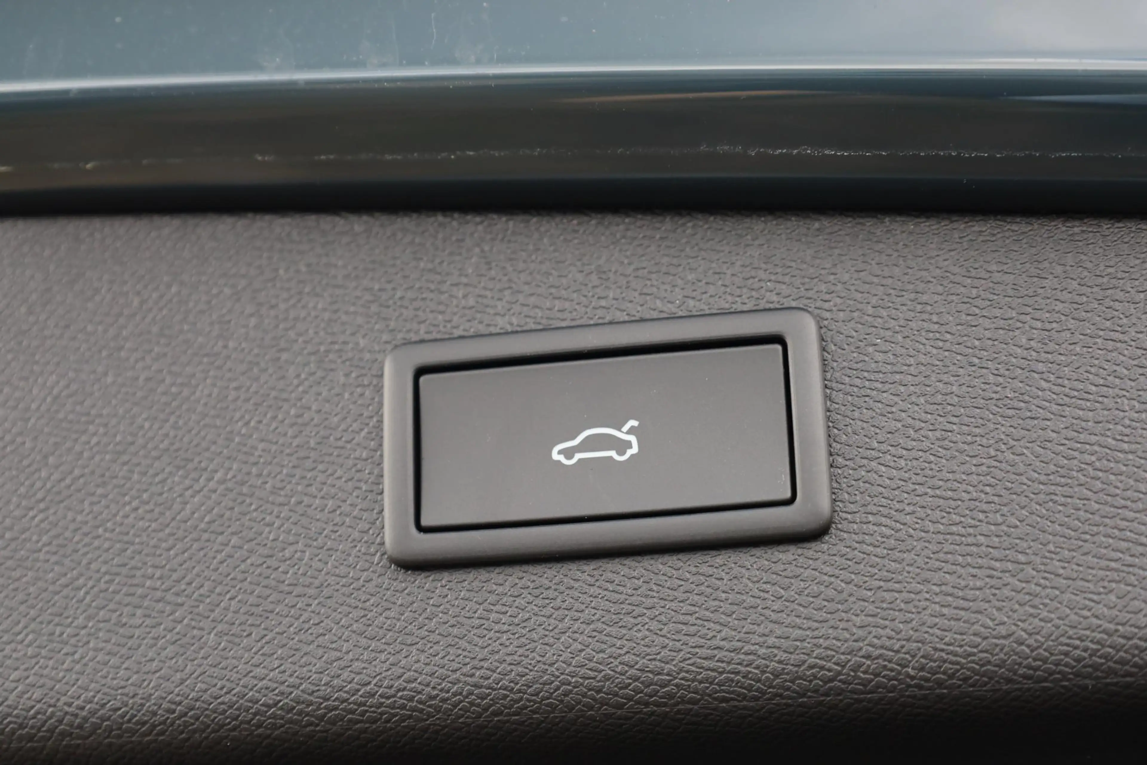 SEAT Leon e-Hybrid Sportstourer 1.5 TSI Style Business Intense 204PK — photo 43