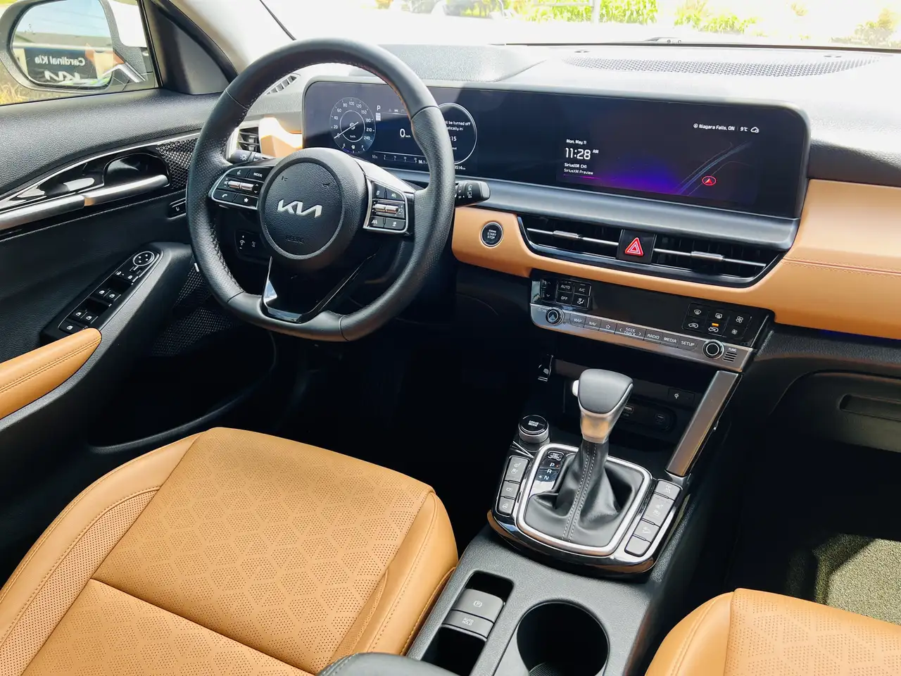 Kia Seltos снимка Kia Seltos