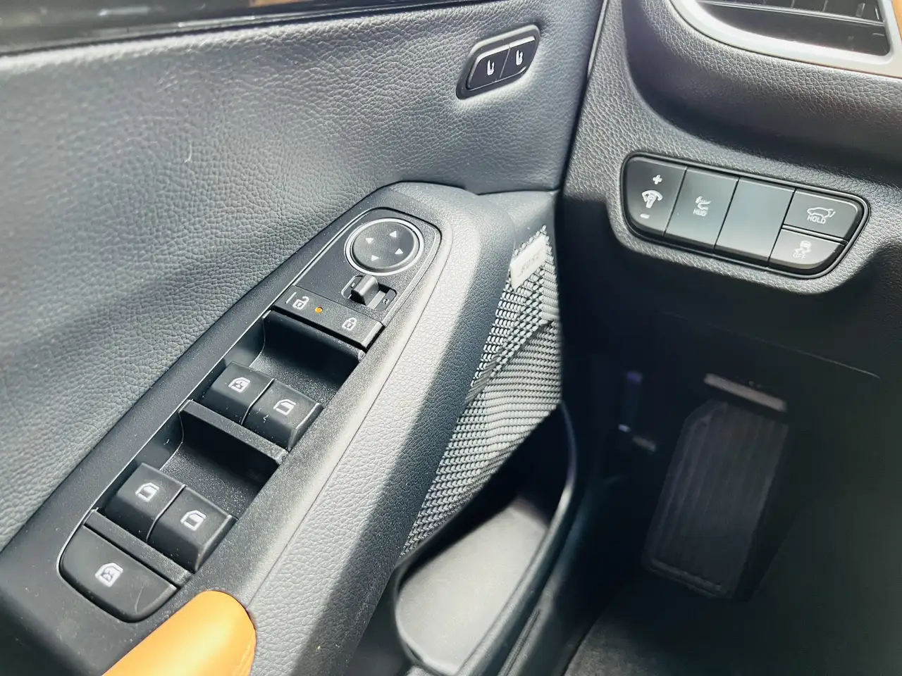 Kia Seltos снимка Kia Seltos