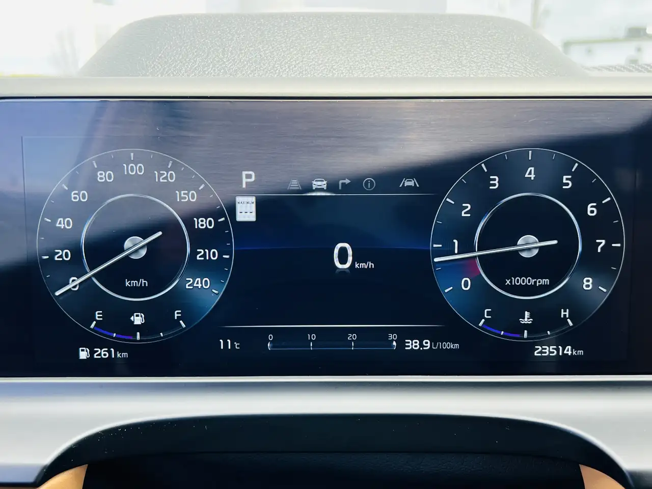 Kia Seltos снимка Kia Seltos