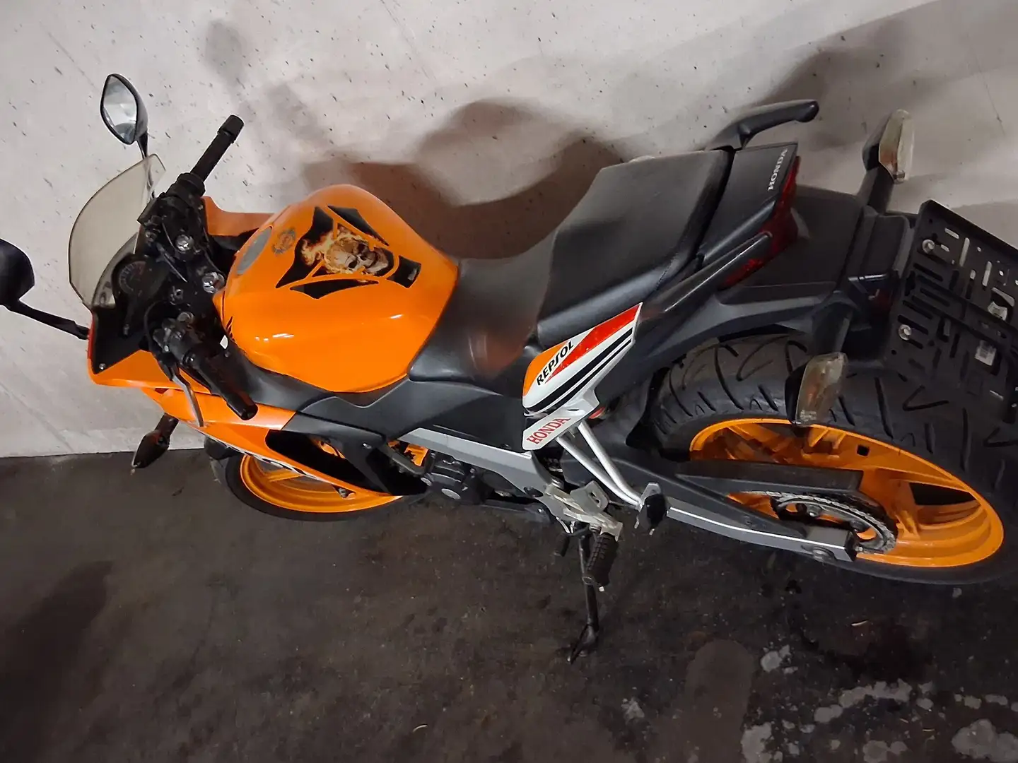 Honda CBR 125 Oranje - 2