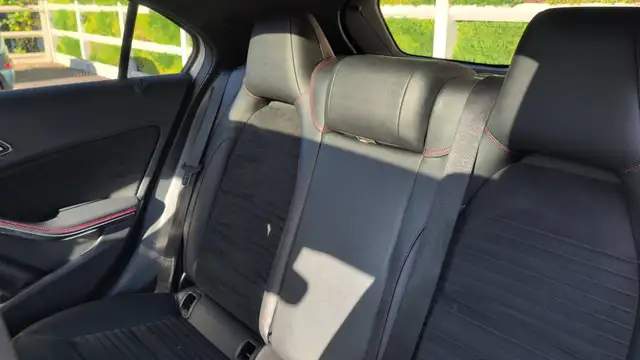 Mercedes-Benz A-Class view 9