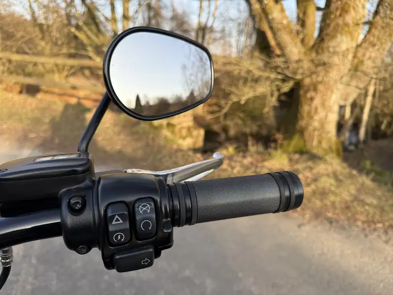 Harley-Davidson Street Bob - foto 6