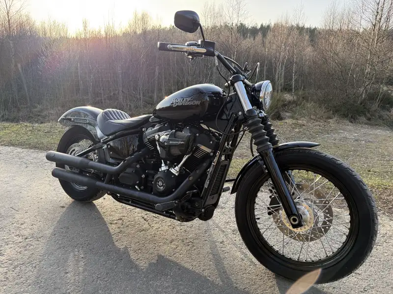 Harley-Davidson Street Bob - foto 5