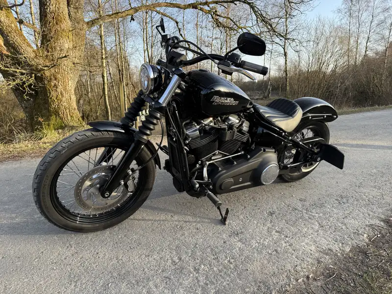 Harley-Davidson Street Bob - foto 4