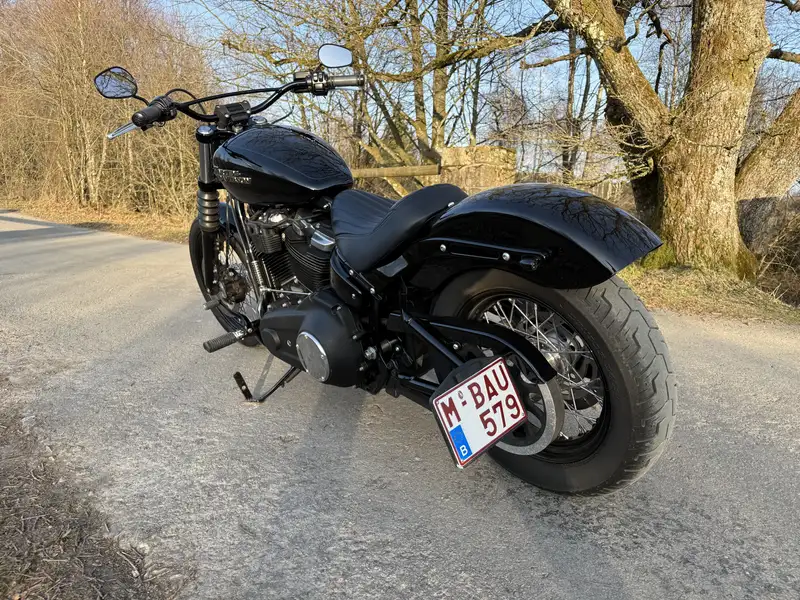 Harley-Davidson Street Bob - foto 3