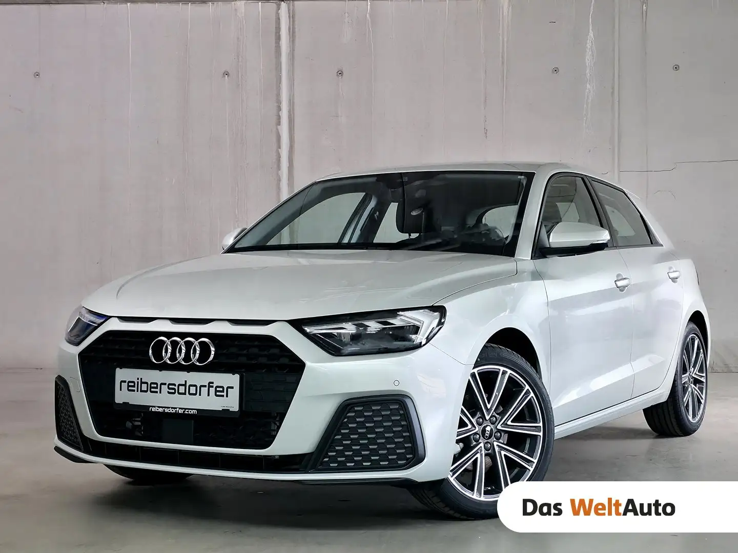 Audi A1 30 TFSI intense Silber - 1