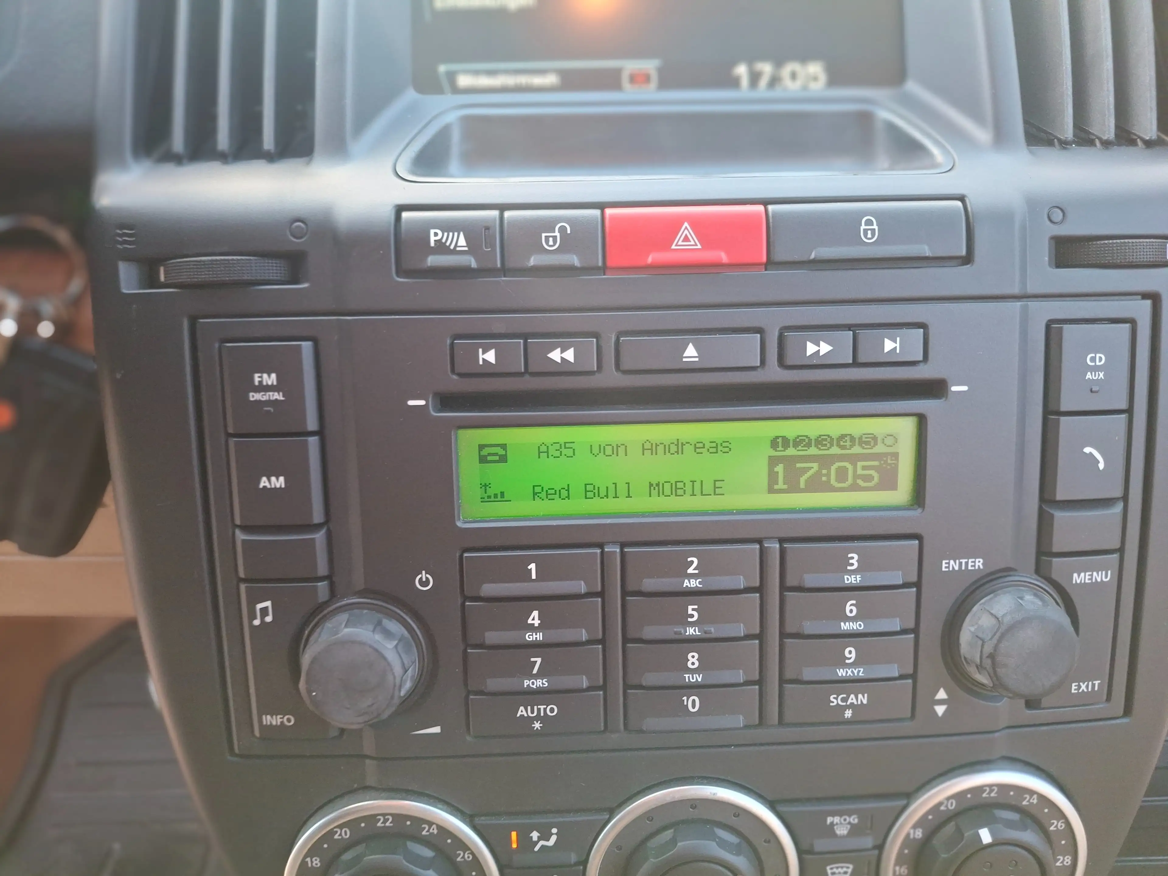 Land Rover Freelander 2 HSE 3,2i/BLUETOOTH/PANO/RARITÄT/Pick 9/2026 — photo 8
