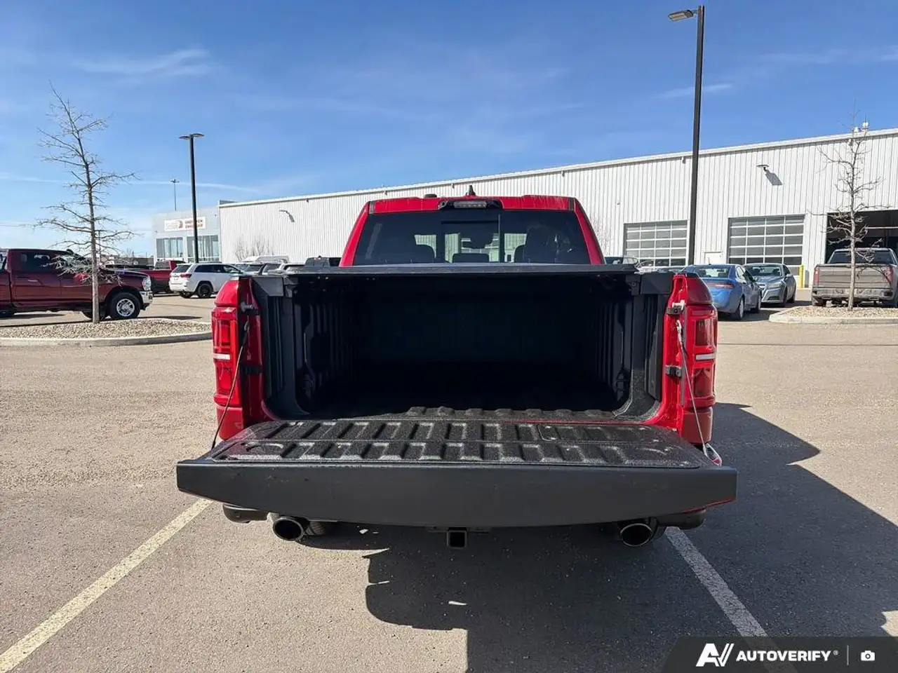 RAM 1500 снимка RAM 1500