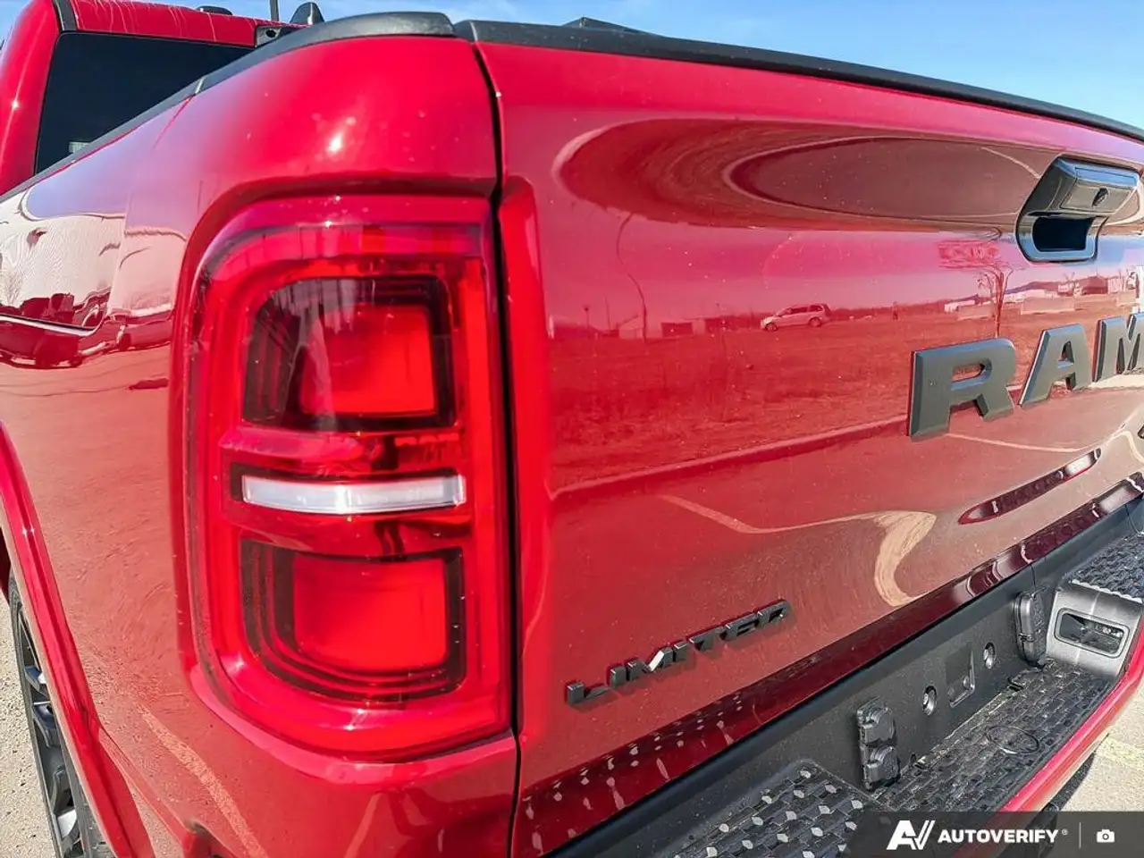 RAM 1500 снимка RAM 1500