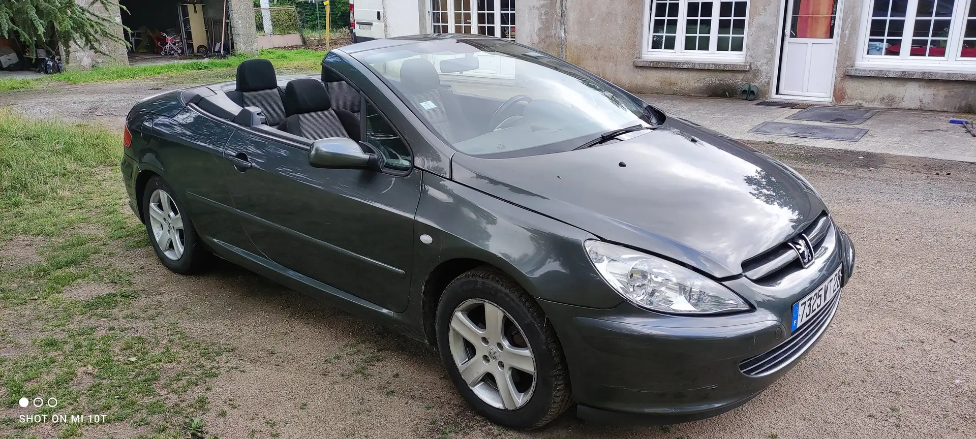 Peugeot 307 307 CC 2.0 16V - 138 Gris - 1