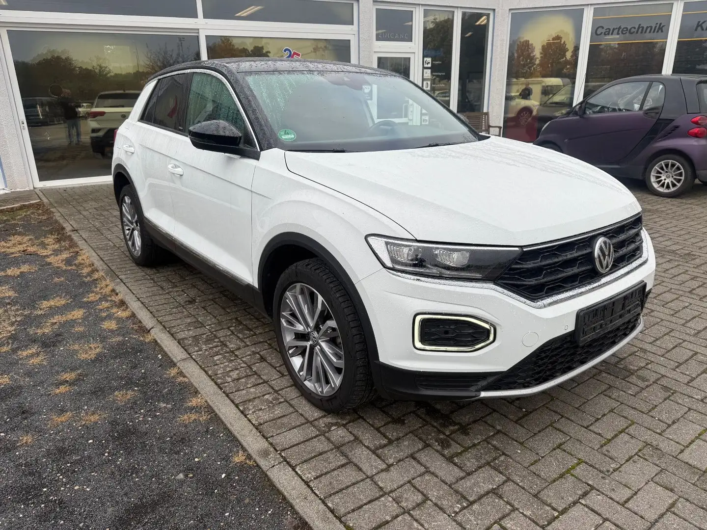 Volkswagen T-Roc United-Plus-Paket DSG Weiß - 2