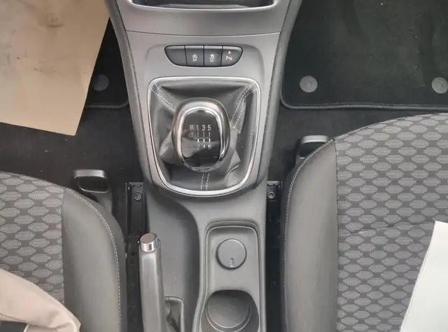Opel Astra view 15