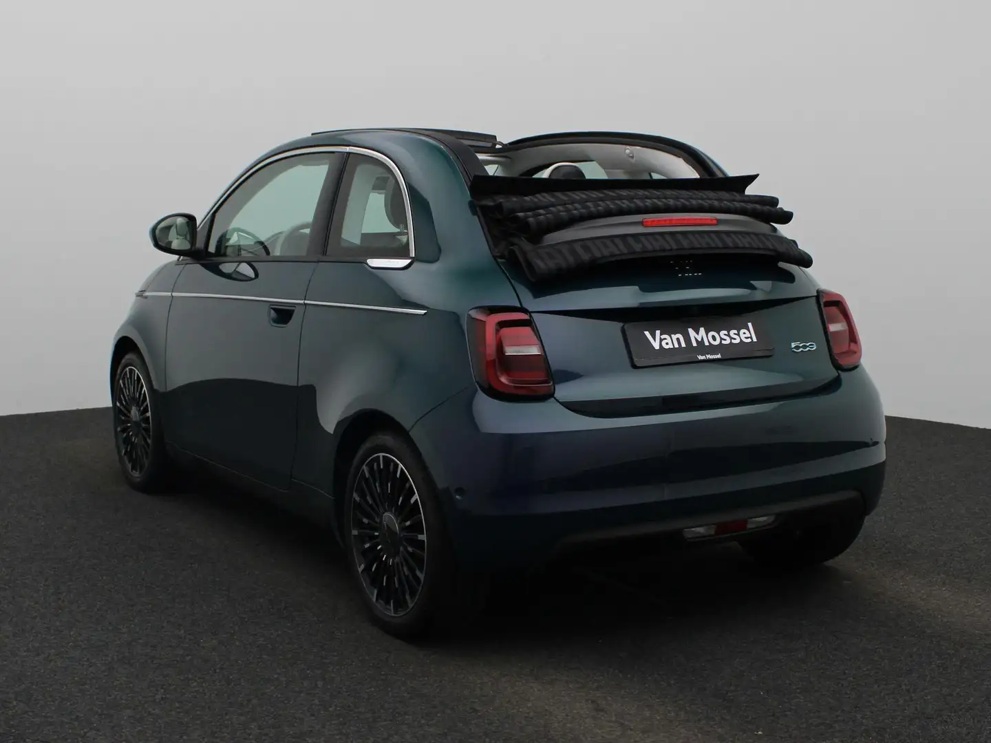 Fiat 500e C La Prima 42 kWh | Parkeersensoren | Navigatie | Groen - 2