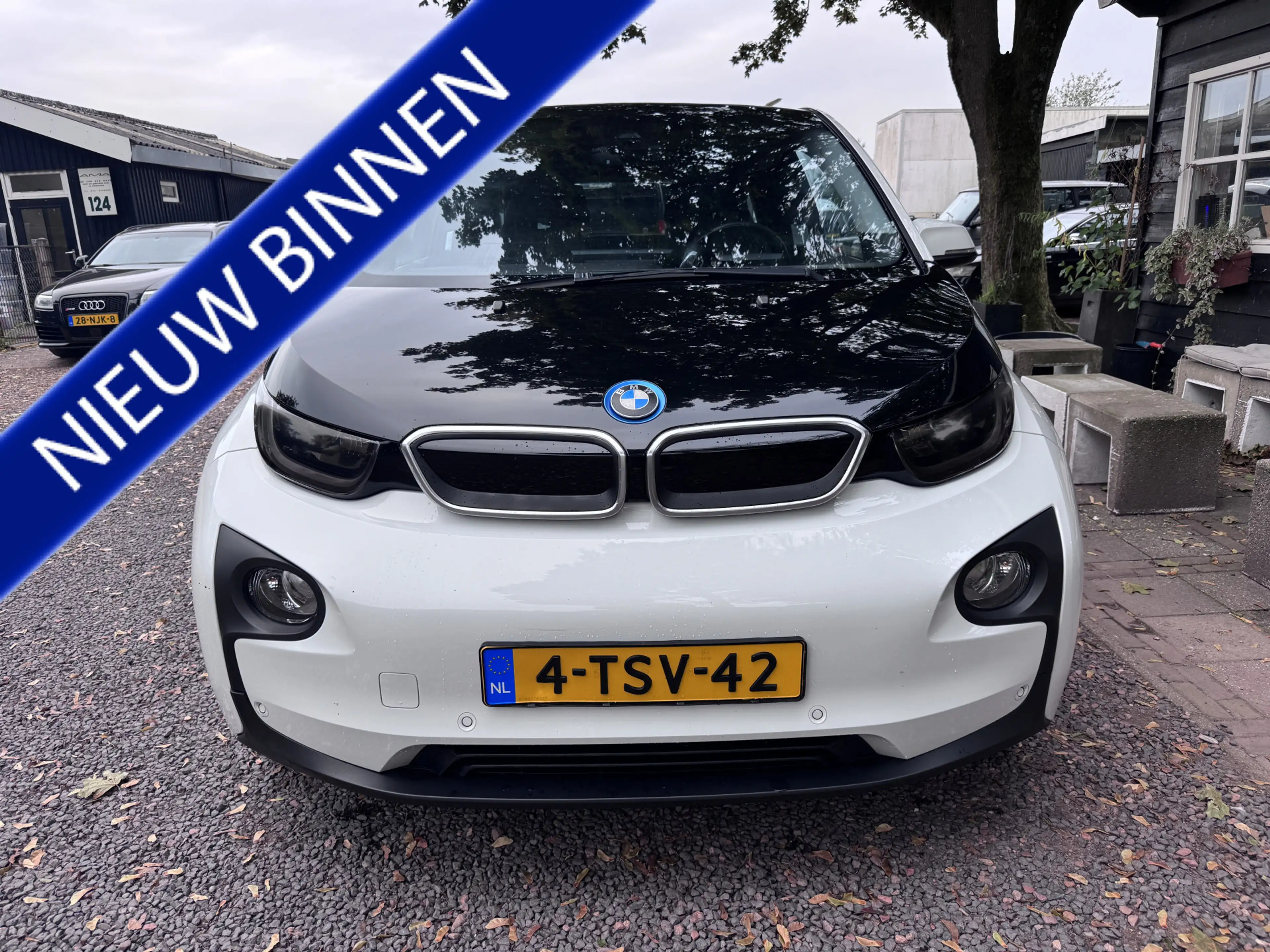 BMW i3 Range Extender SOH 78% — photo 2