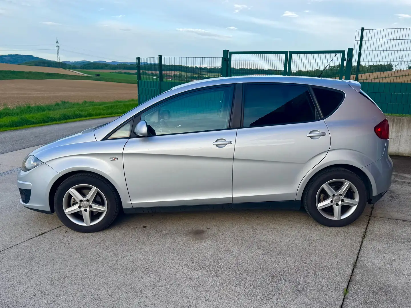 SEAT Altea Altea Chili-Copa 1,6 CR TDi Chili-Copa Silber - 2