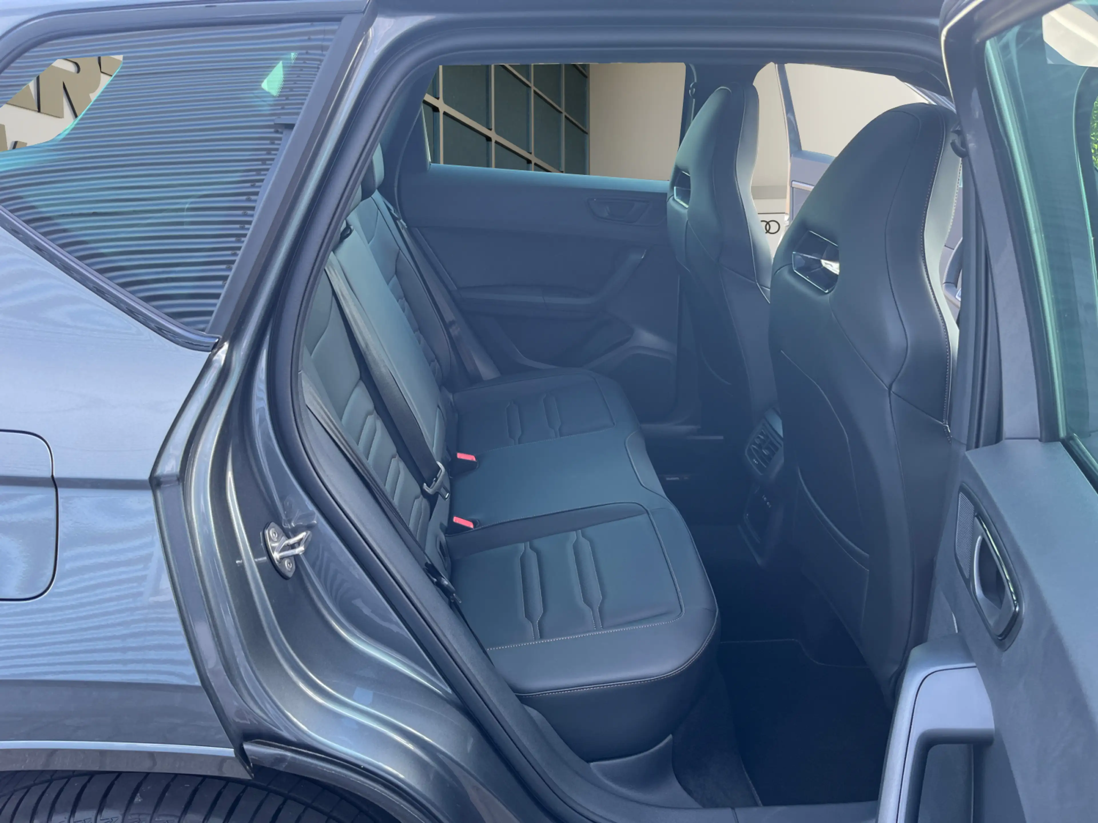 CUPRA Ateca 2.0 TSI 4Drive+AHK+LEDER+PANO+LED — photo 7
