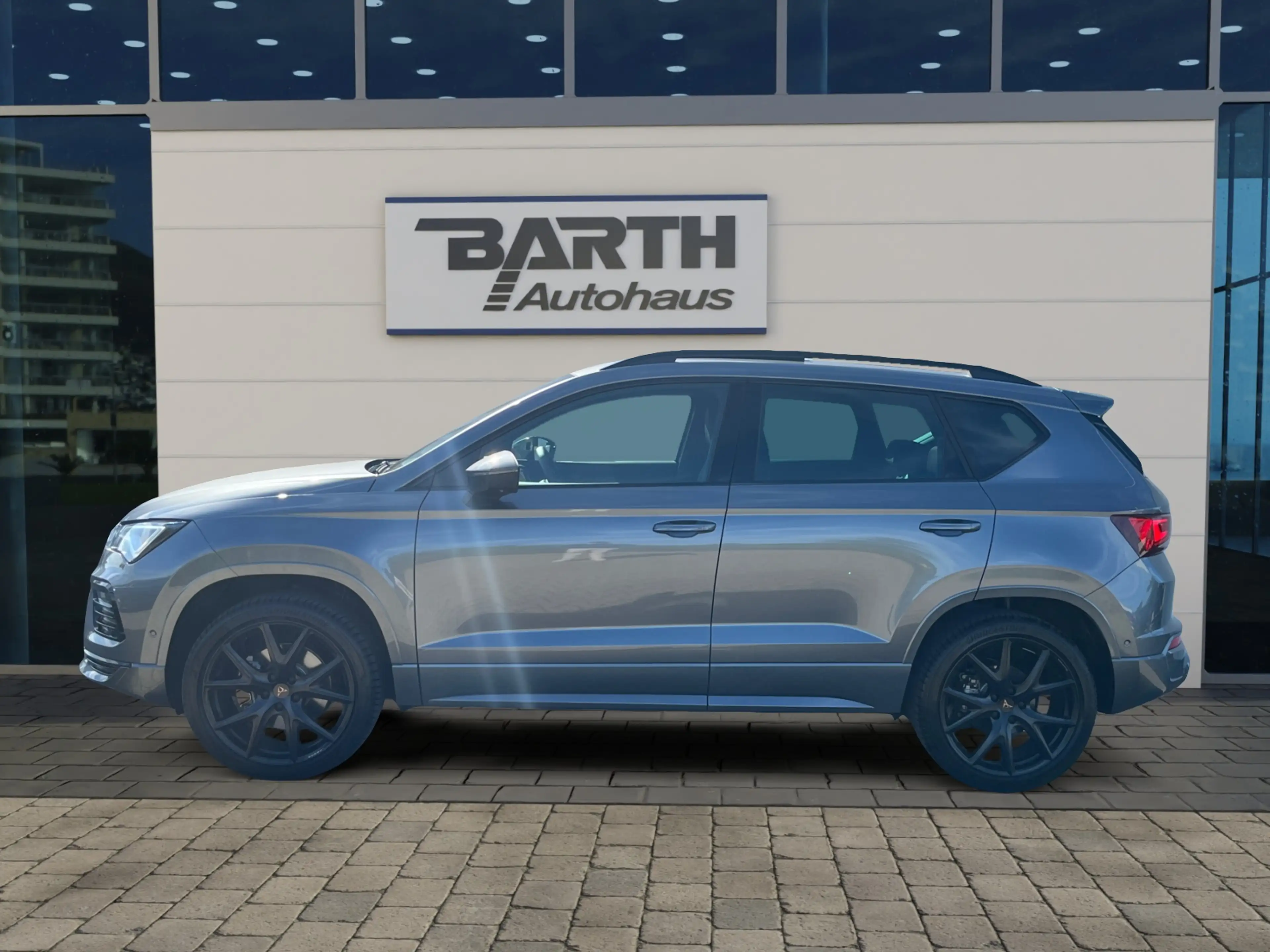 CUPRA Ateca 2.0 TSI 4Drive+AHK+LEDER+PANO+LED — photo 2