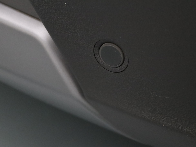 Dacia Spring Expression 27 kWh Apple Carplay/Android Auto | Air — photo 33