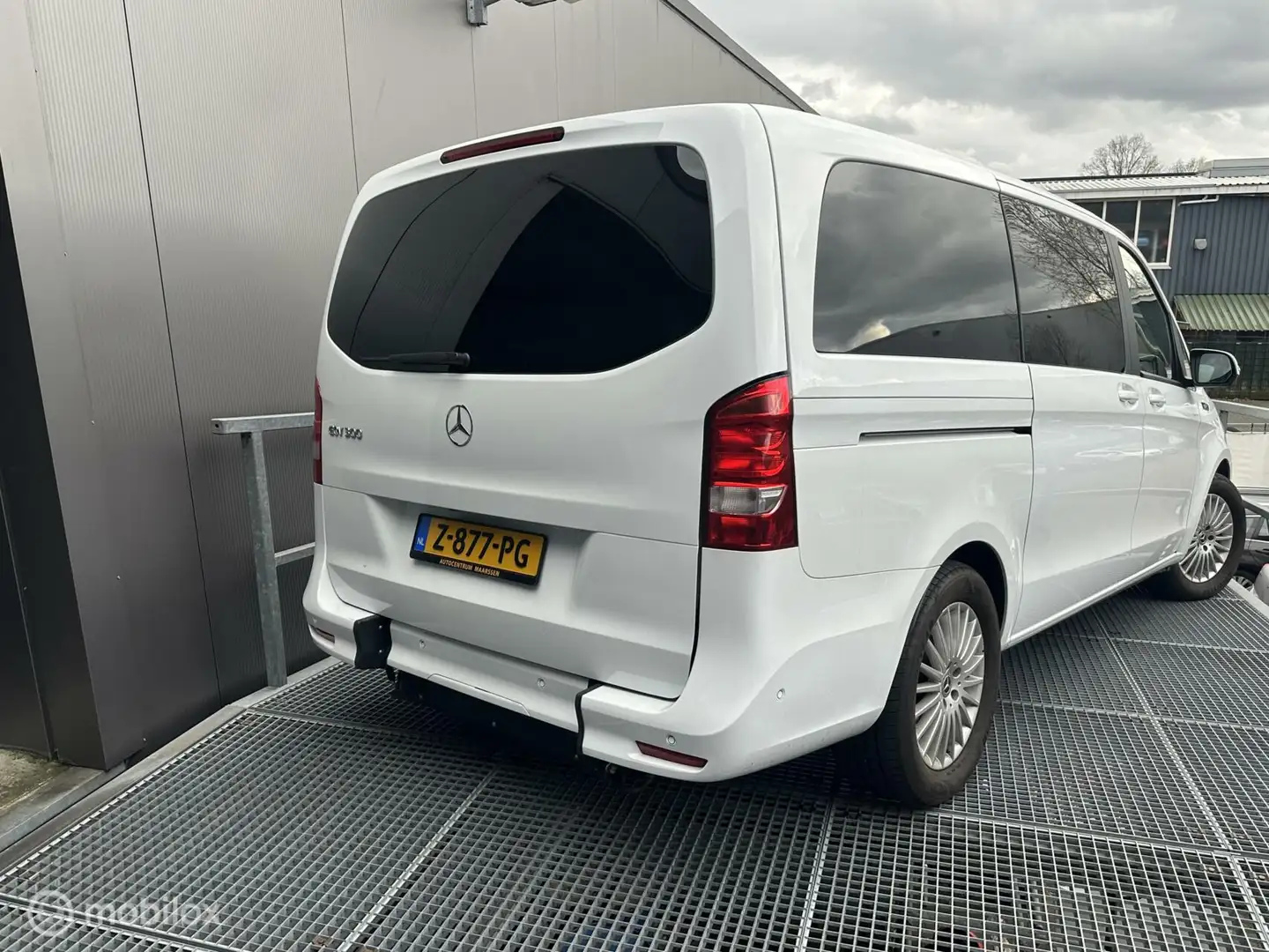 Mercedes-Benz EQV 300 7p Rolstoel uitvoering L2 Wit - 2