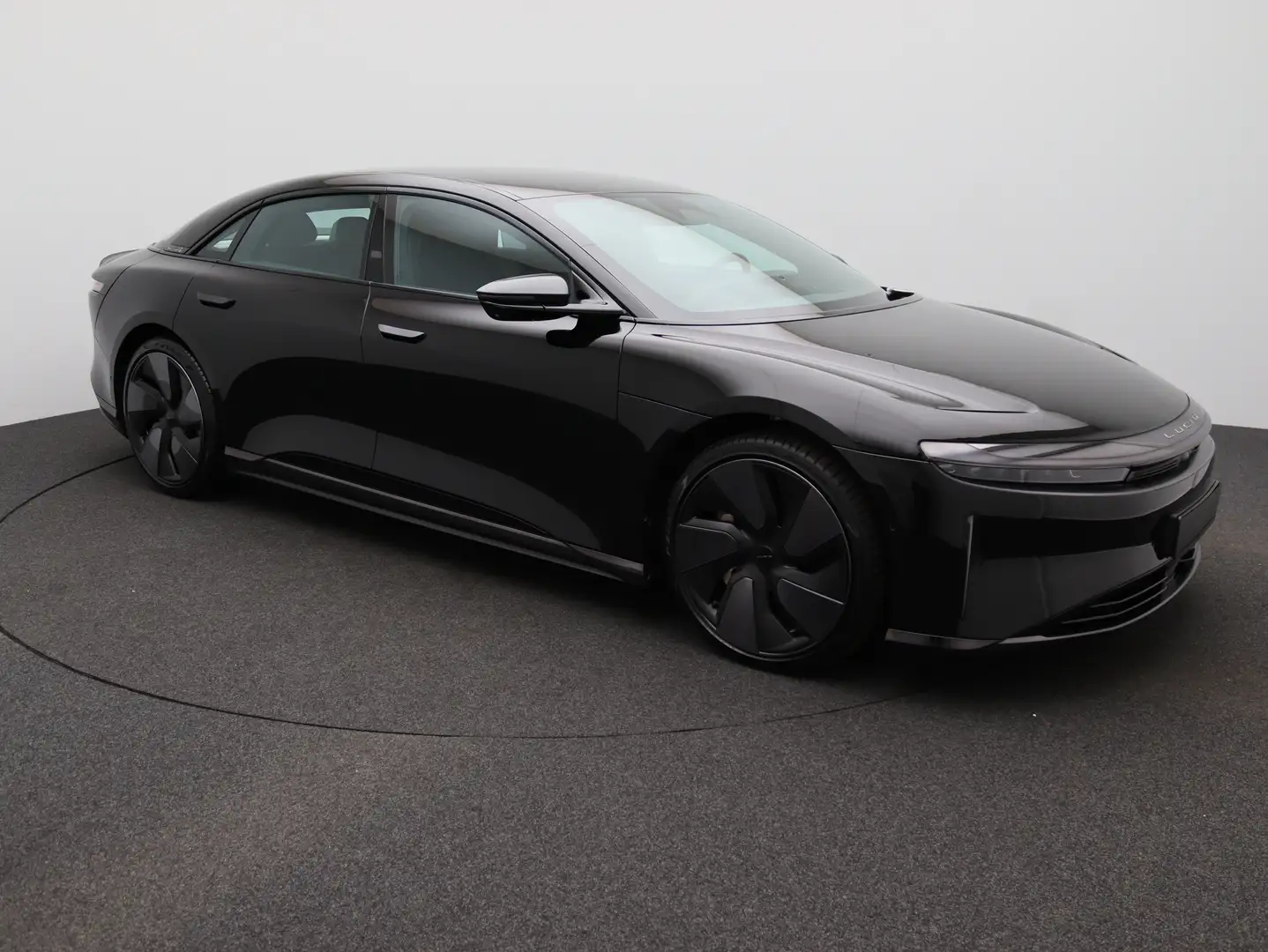 Lucid Air Touring Schwarz - 1