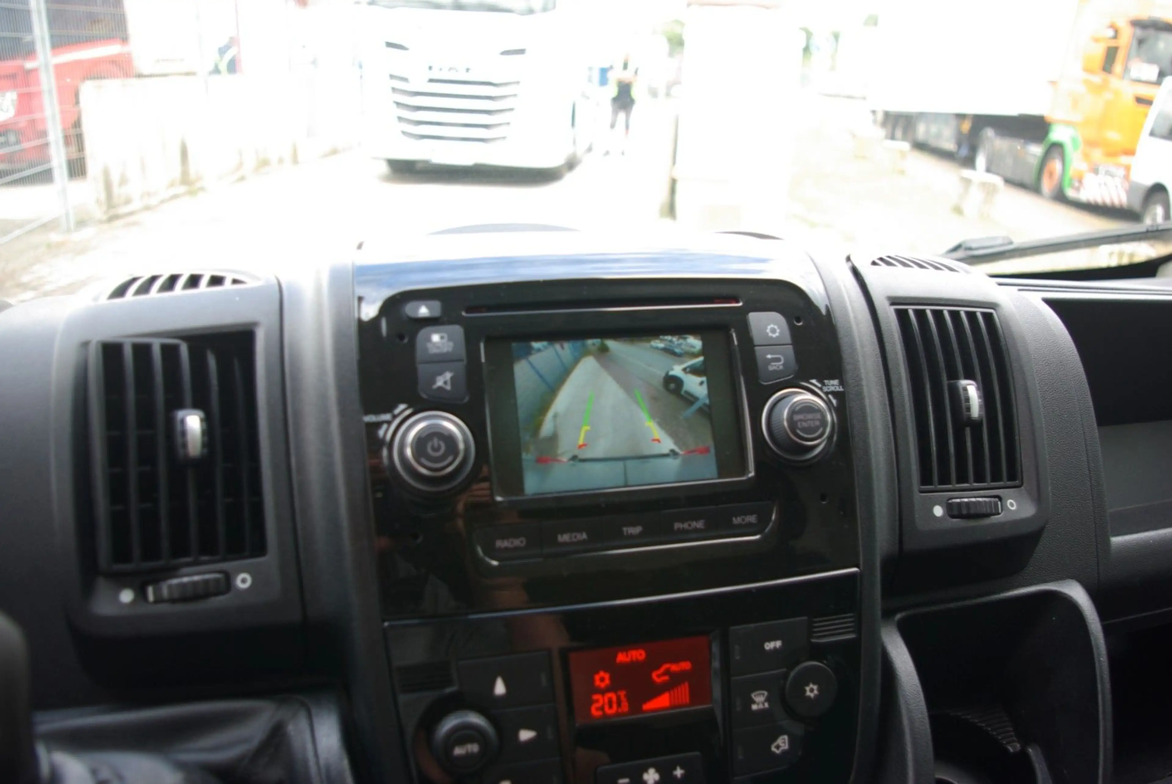 Citroen Jumper H1 L2  Klimaautomatik Tempomat Kamera — photo 14