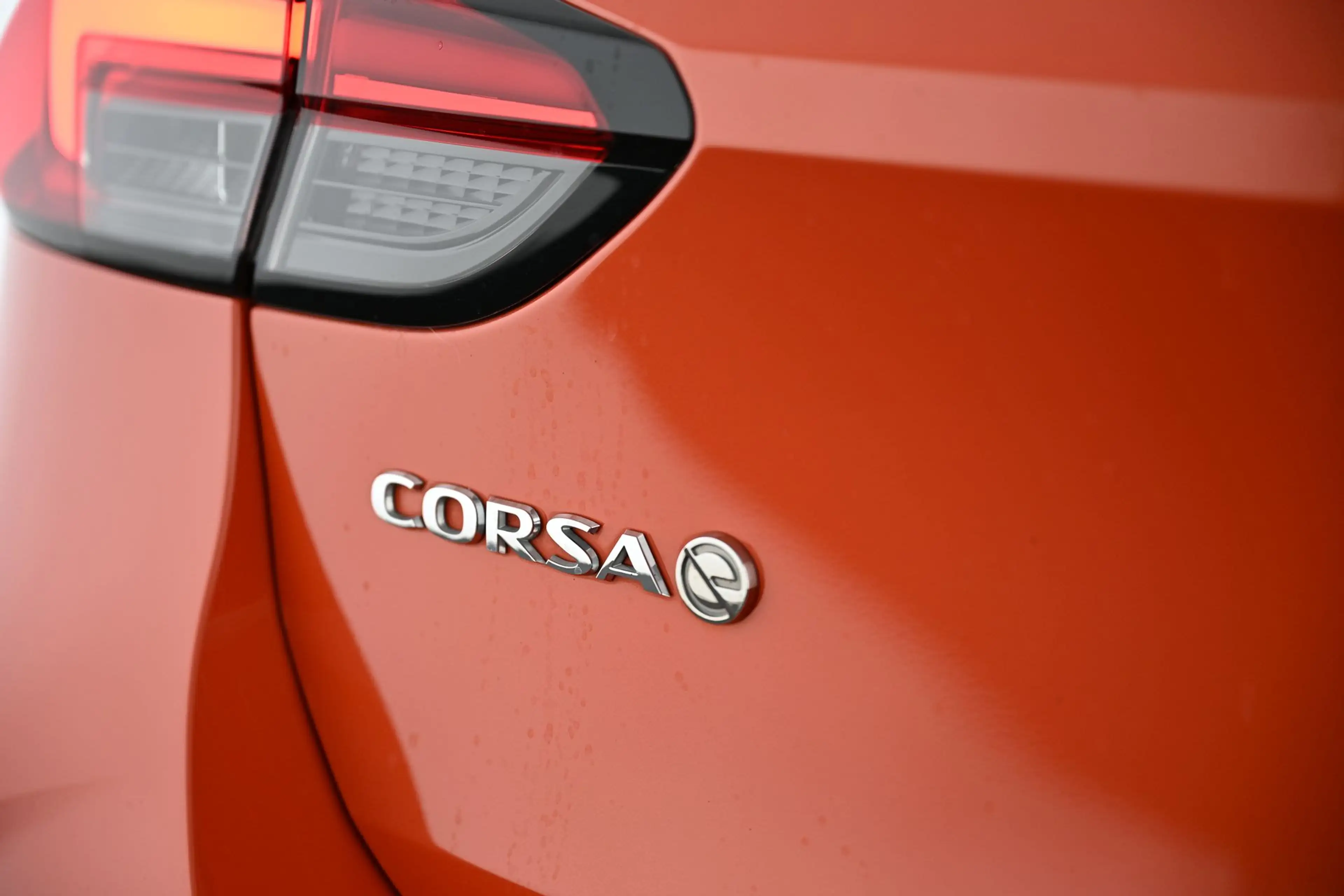 Opel Corsa-e 50 KWH GSI Pickerl NEU — photo 14