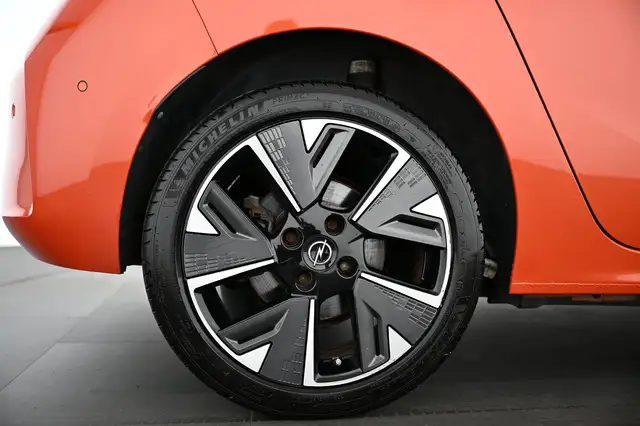 Opel Corsa-E view 16