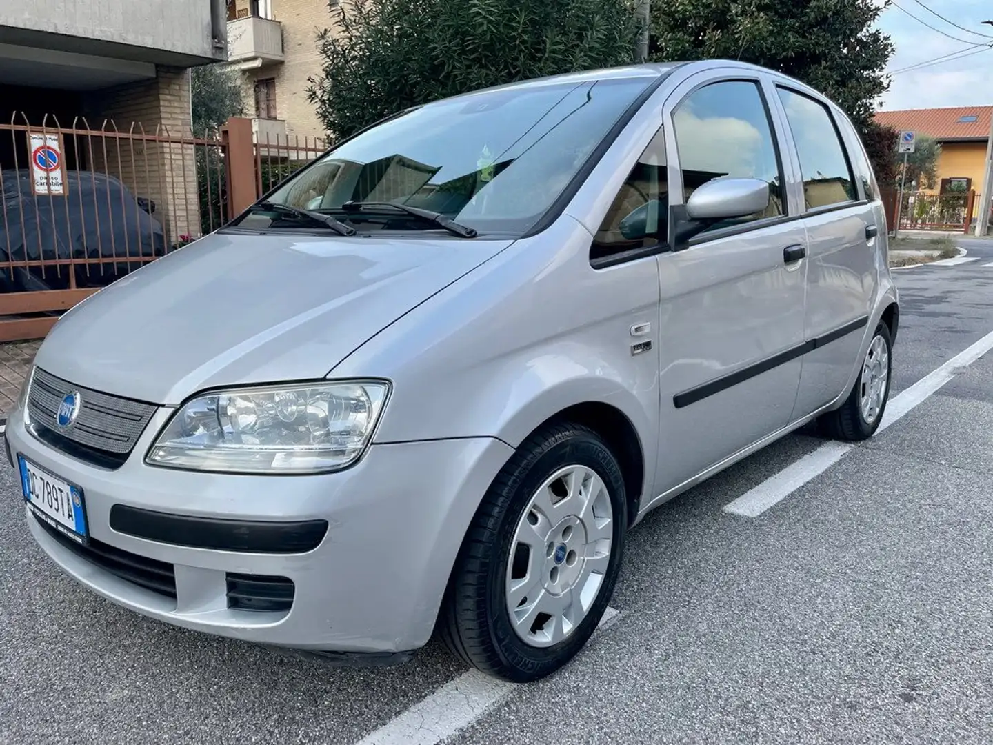 Fiat Idea Idea 1.2 16v COME NUOVA NEOPATENTATI GARANZIA Grigio - 1