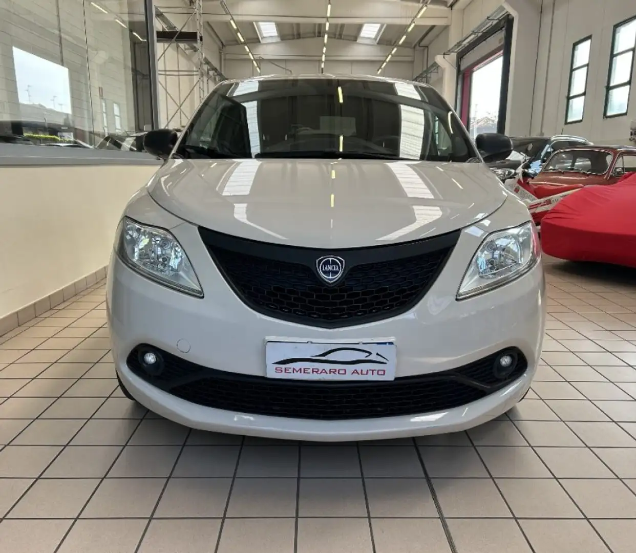 Lancia Ypsilon 1.2 69 CV 5 porte GPL Ecochic Elefantino Blu Beige - 1