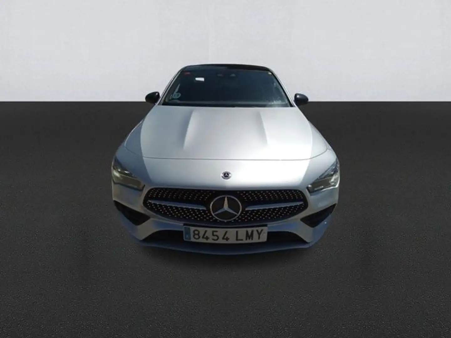Mercedes-Benz CLA 250 Shooting Brake 4Matic 7G-DCT Plateado - 2