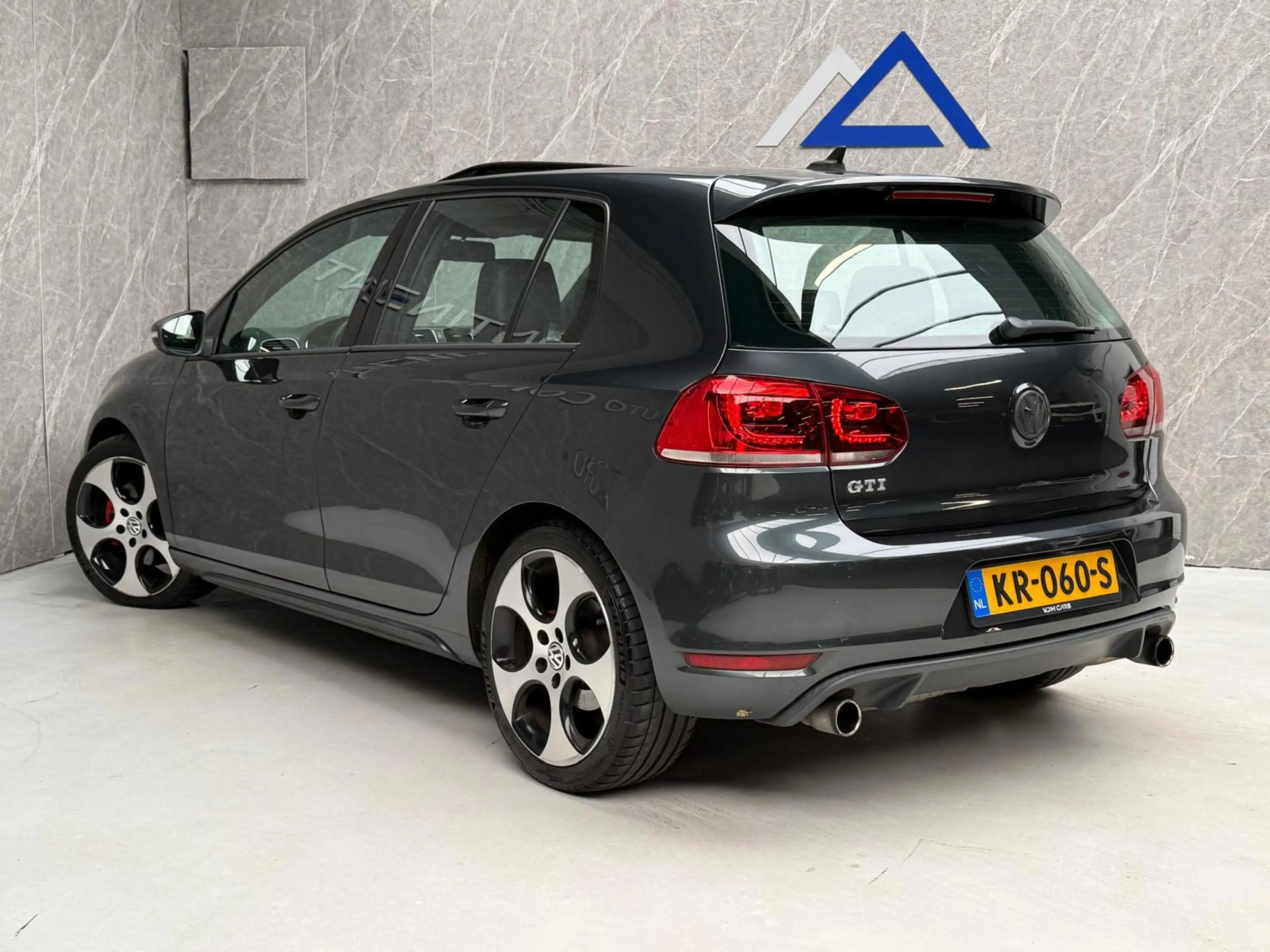 Volkswagen Golf GTI 2.0 TSI DSG / Onderhouden / Schuifdak / APK — photo 2