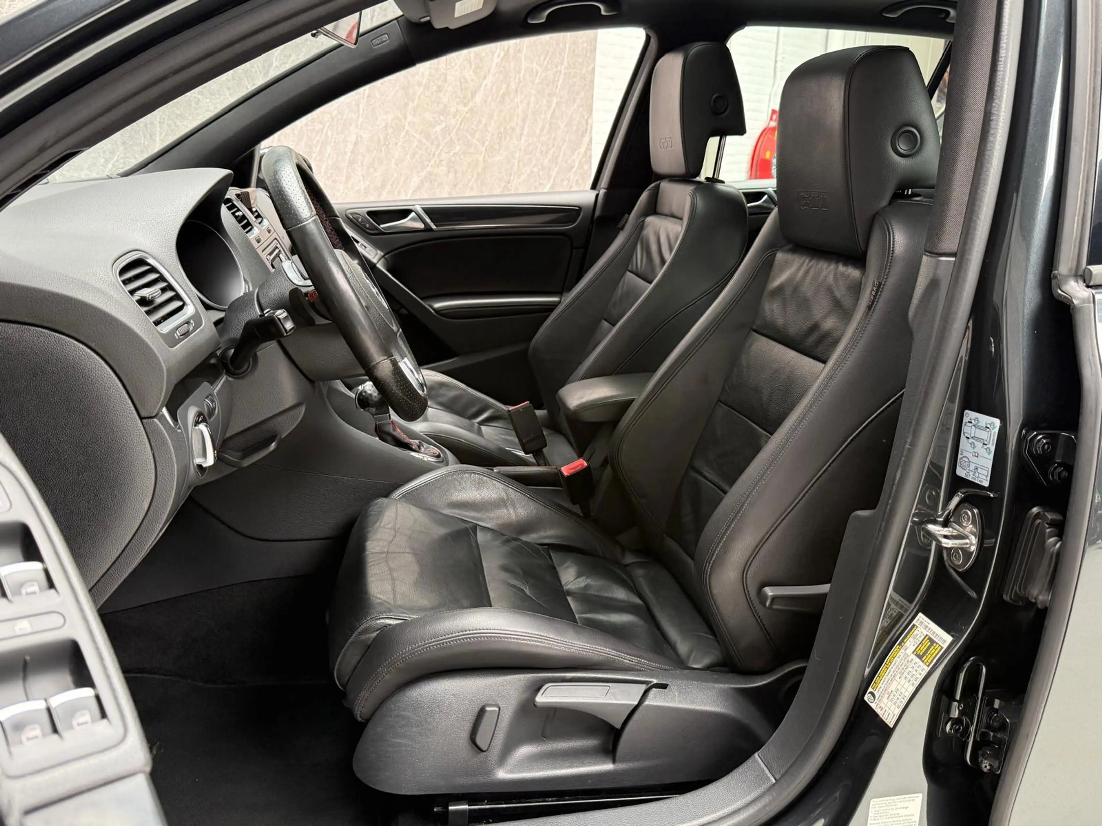 Volkswagen Golf GTI 2.0 TSI DSG / Onderhouden / Schuifdak / APK — photo 13