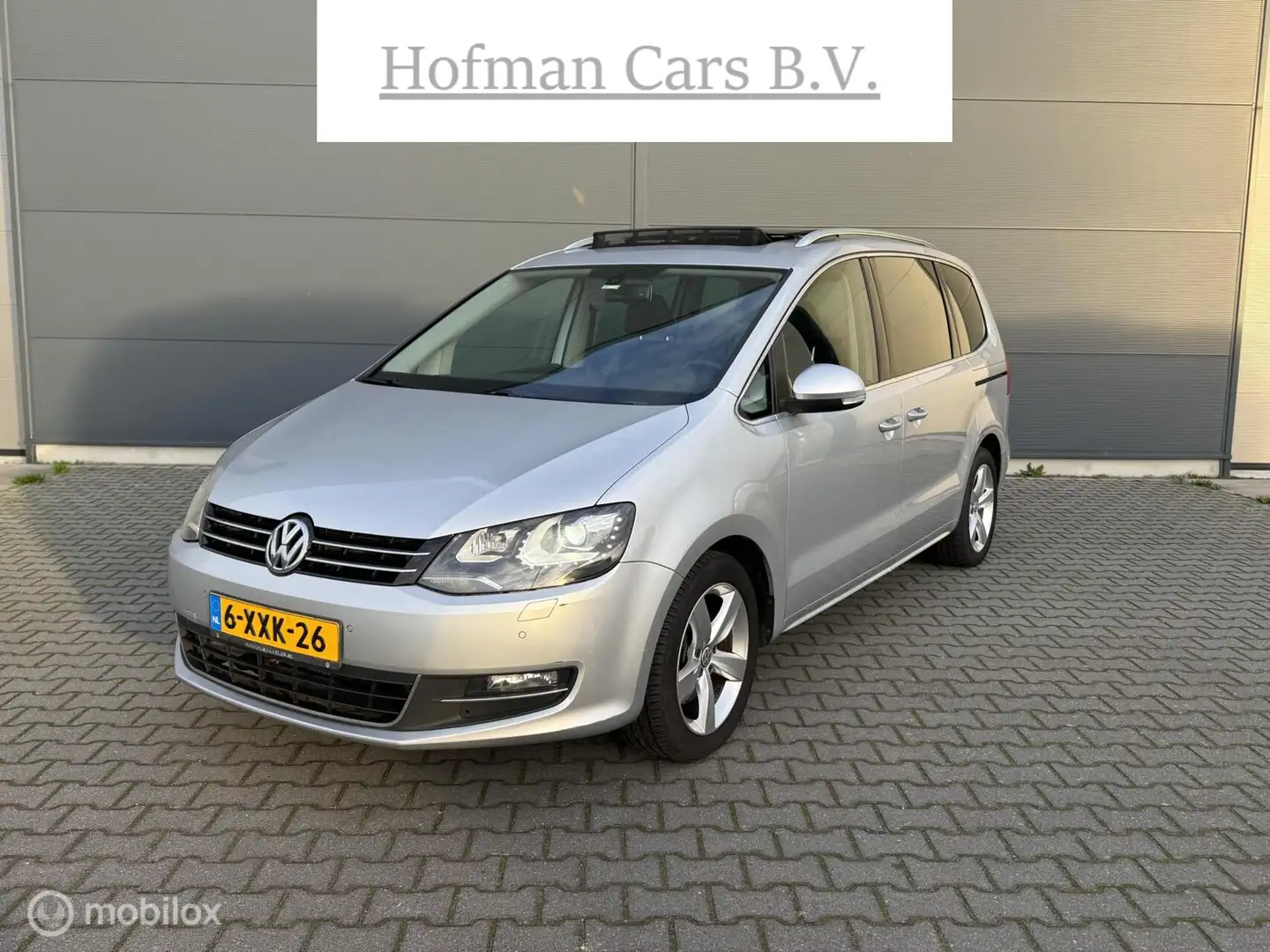 Volkswagen Sharan 2.0 TSI Highline 7p. DSG Automaat Elek. schuifdeur Grau - 1