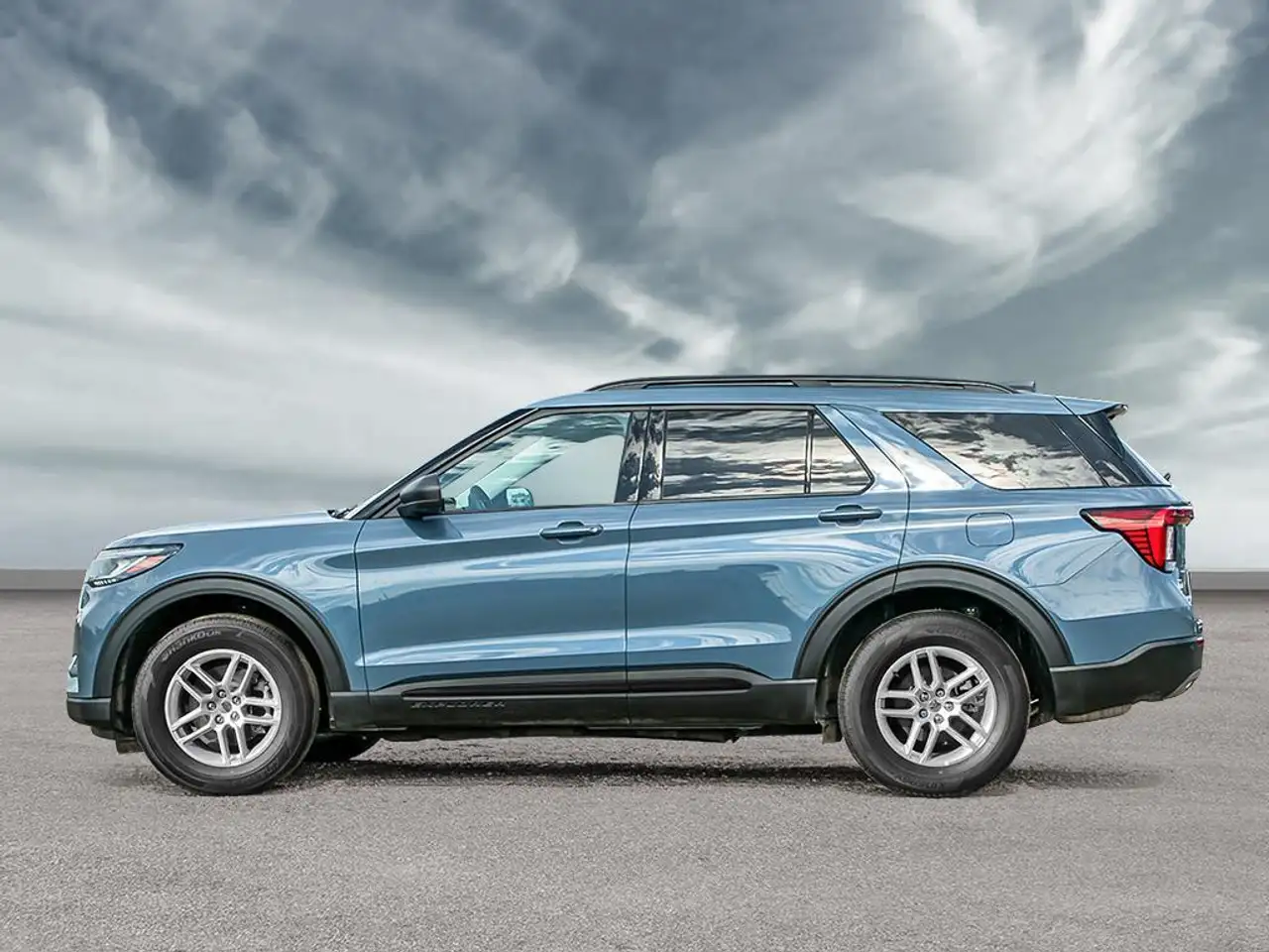 Ford Explorer снимка Ford Explorer