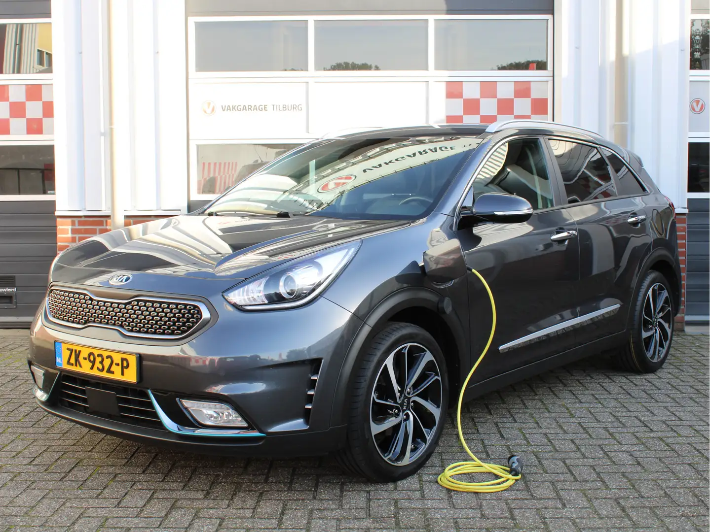 Kia Niro 1.6 GDi PHEV DynamicPlusLine 1e Eig/AdaptiveCruise Gris - 1