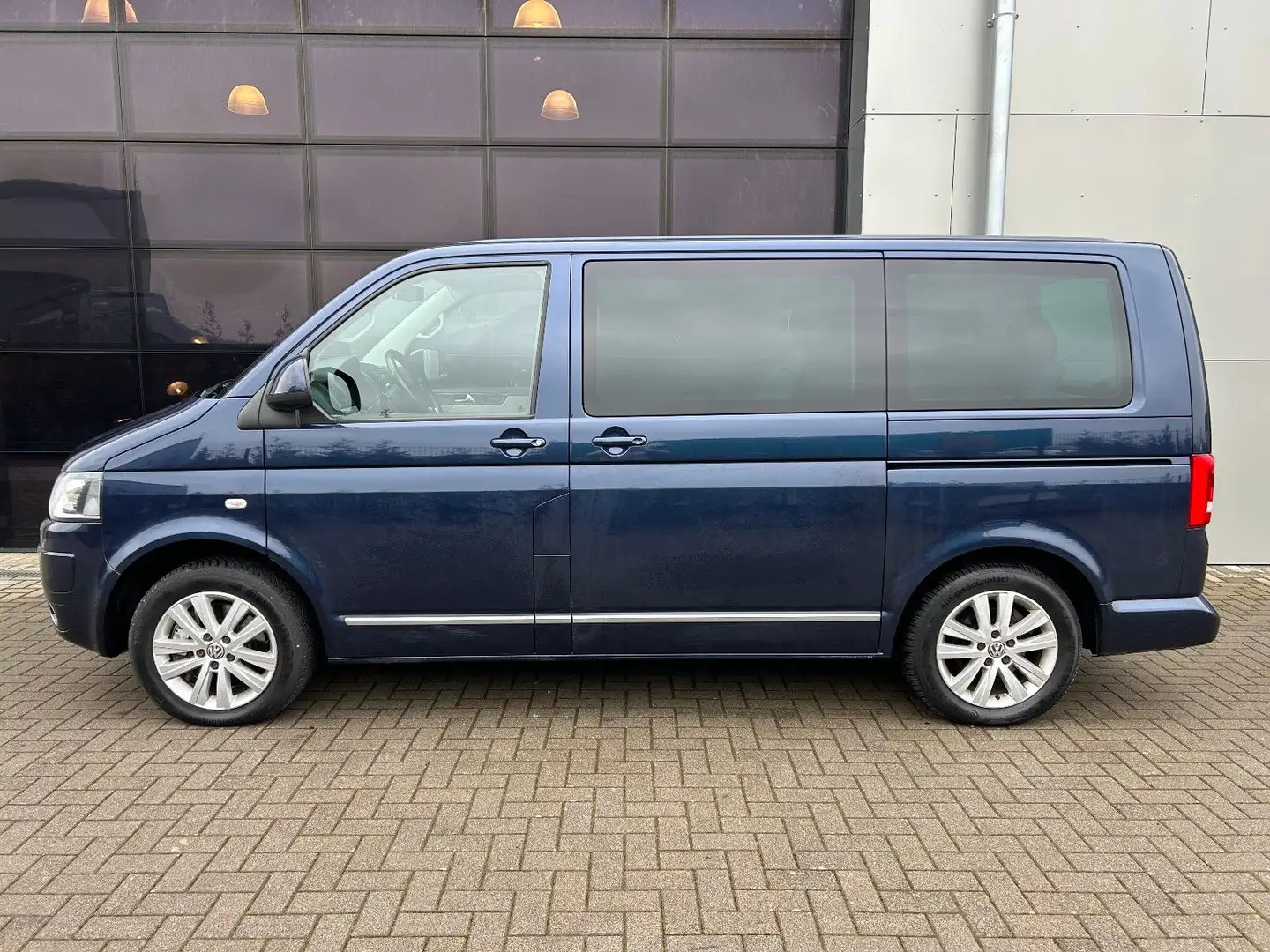 Volkswagen T5 Multivan 4Motion|Standheiz|2xSchiebetür|Navi Blau - 2