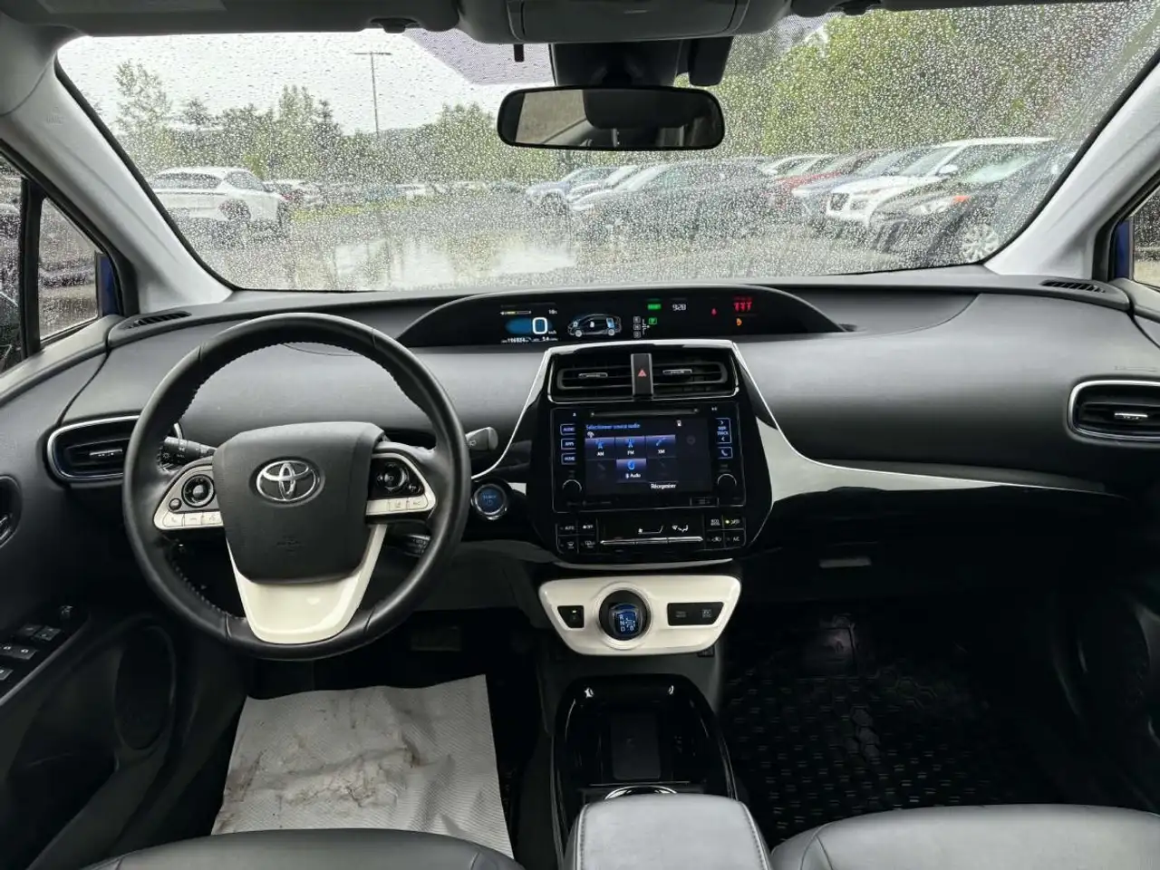Toyota Prius снимка Toyota Prius