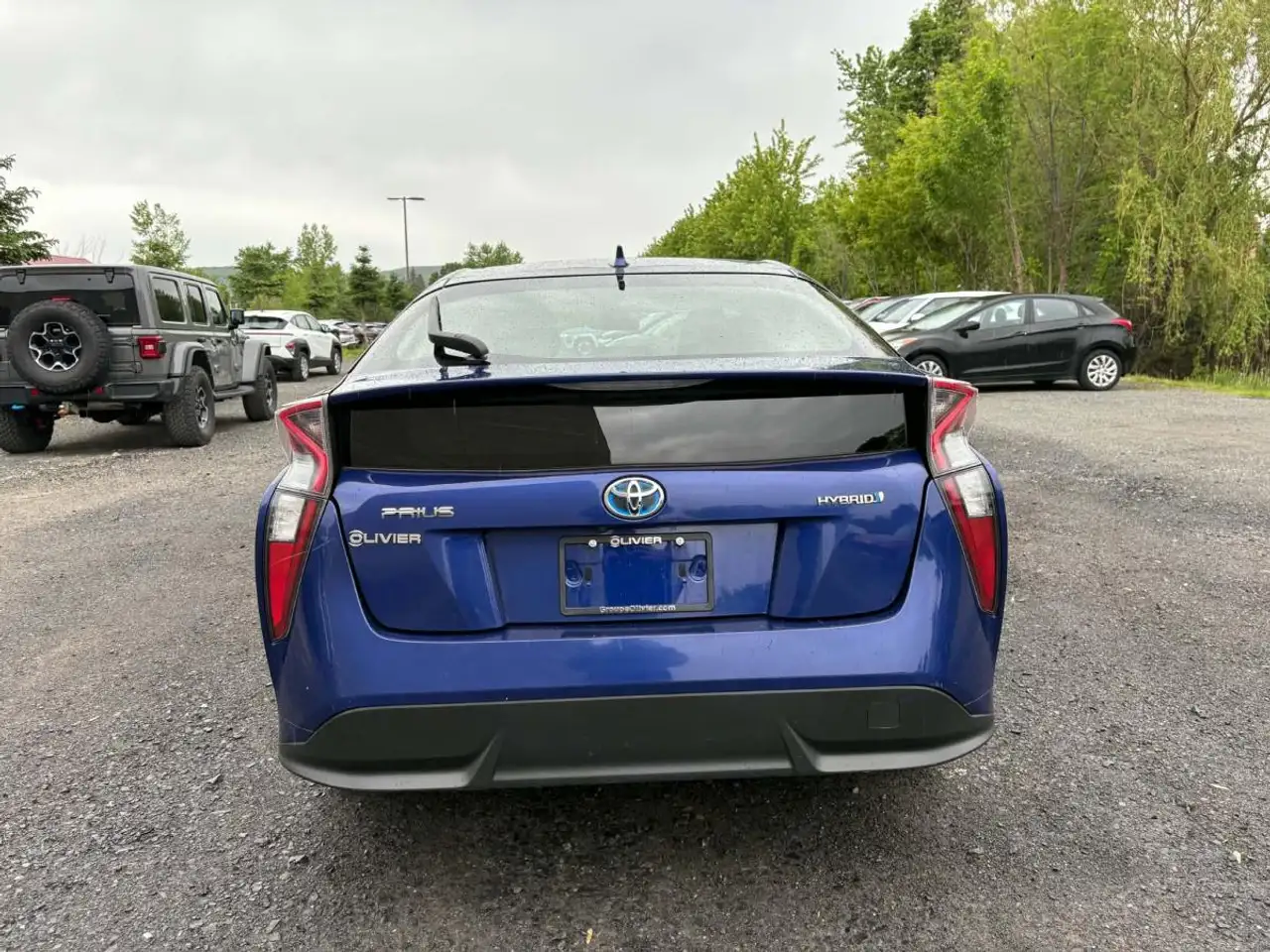 Toyota Prius снимка Toyota Prius