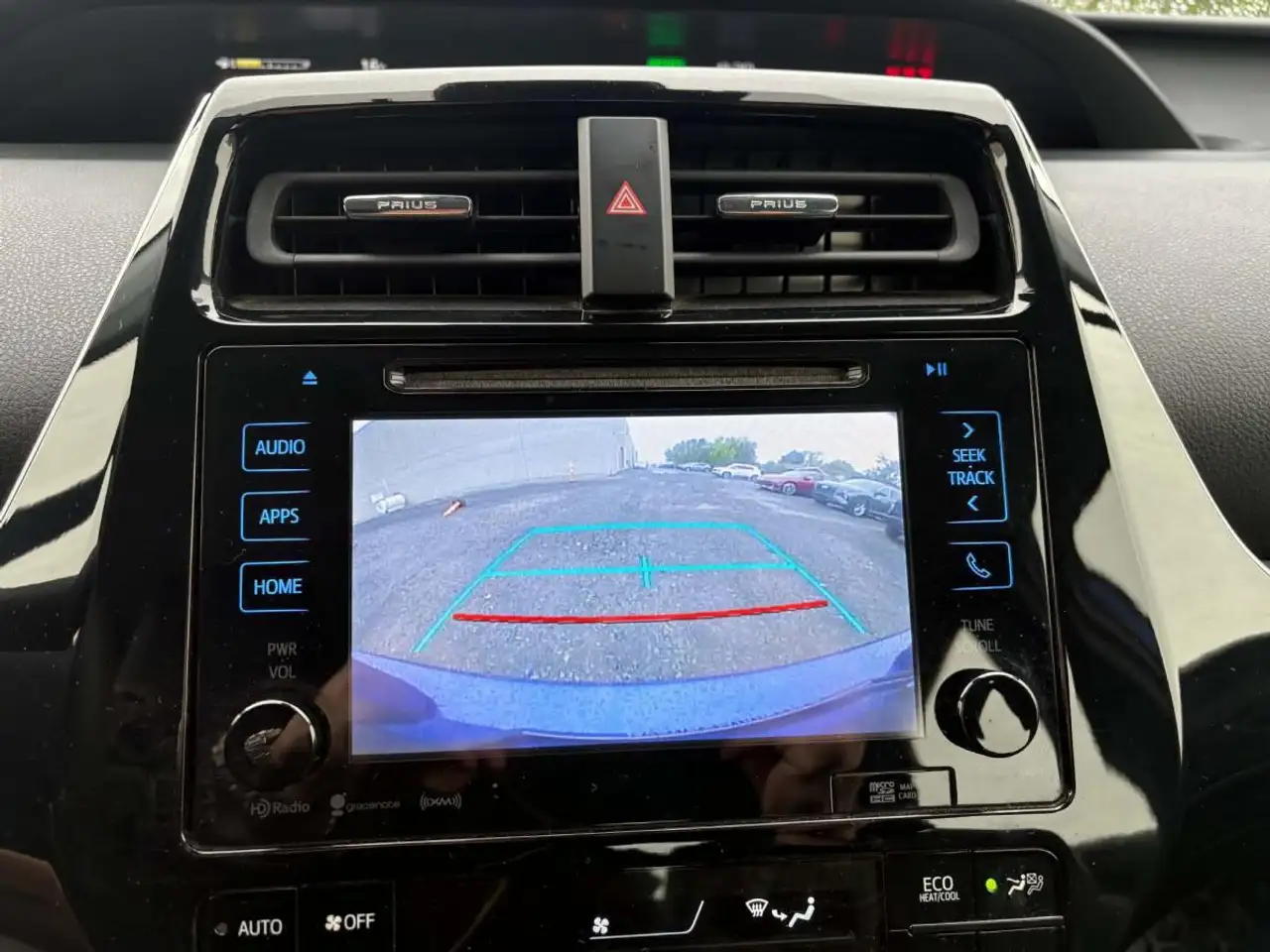 Toyota Prius снимка Toyota Prius