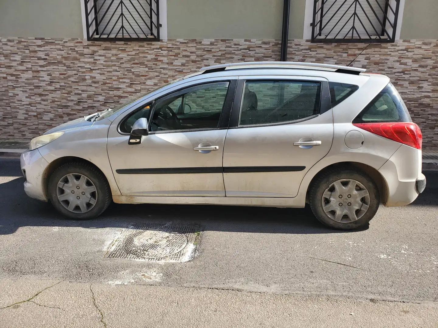 Peugeot 207 SW 1.6 hdi 16v Outdoor 110cv c/esp fap - 1