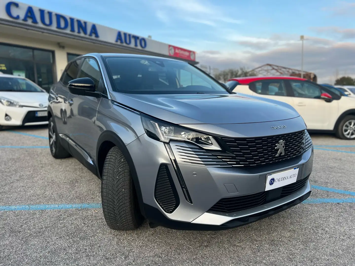 Peugeot 3008 1.2 puretech t Allure s Gris - 2